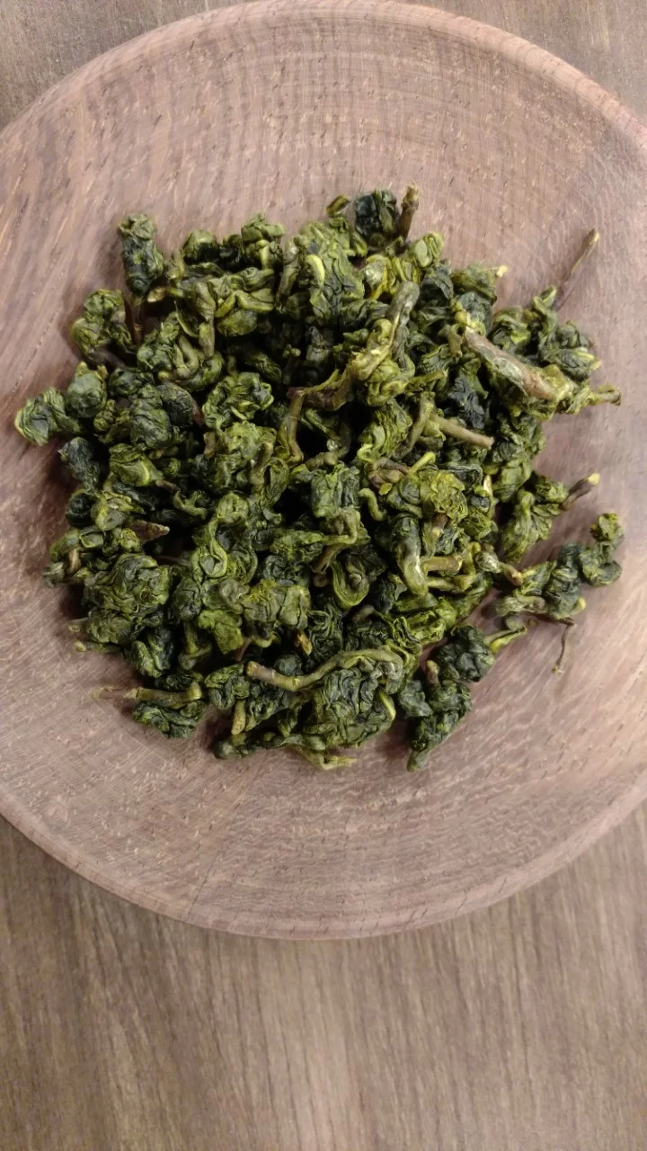 HighMountainOolongLeaves.jpg
