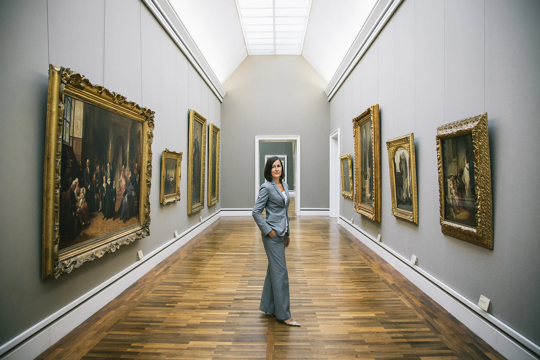 christian-vogel-photography-fotograf-münchen-werbung-advertising-portrait-people-dr-bambi-neue-pinakothek.jpg