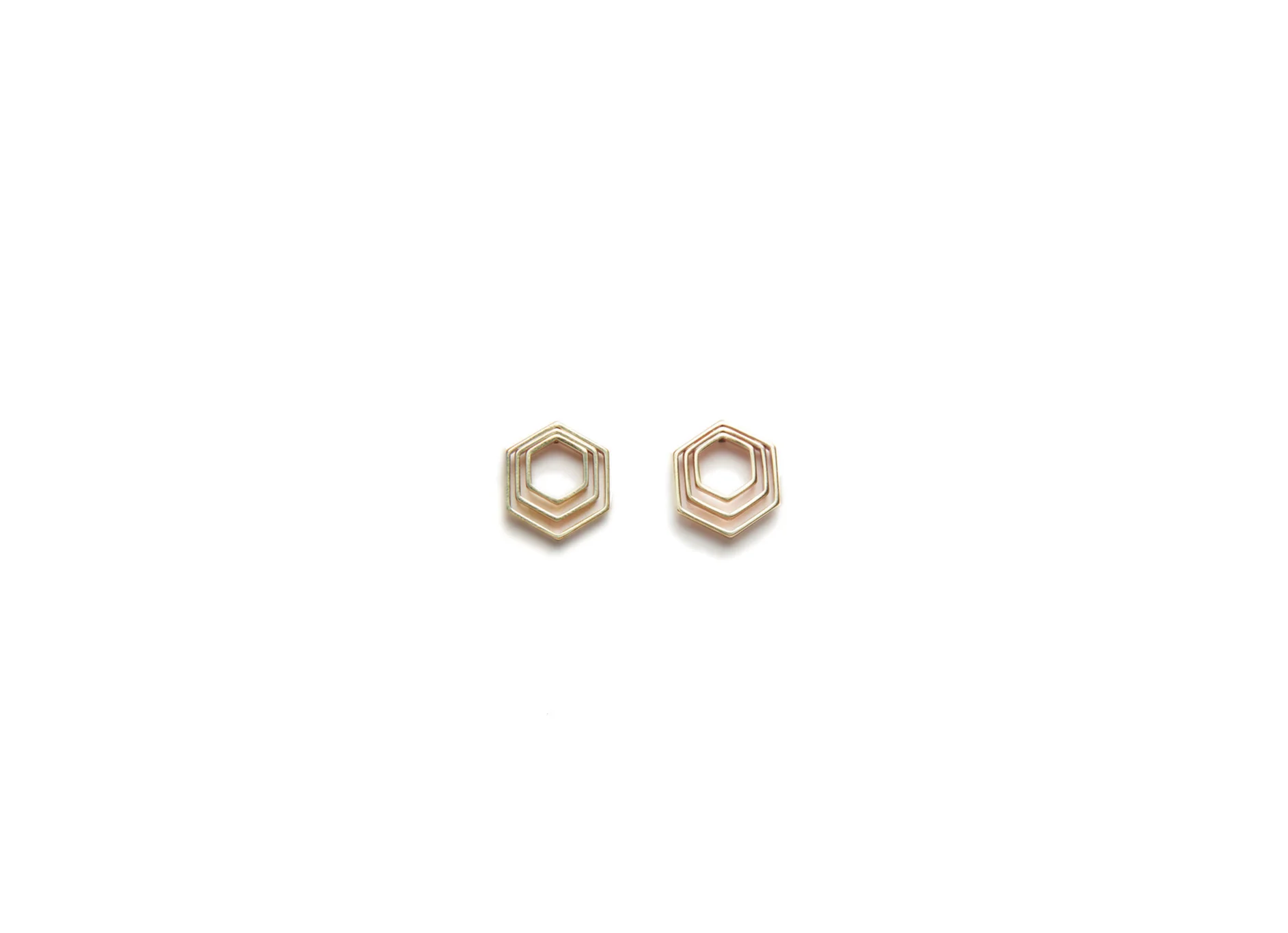 DECO HEX STUD