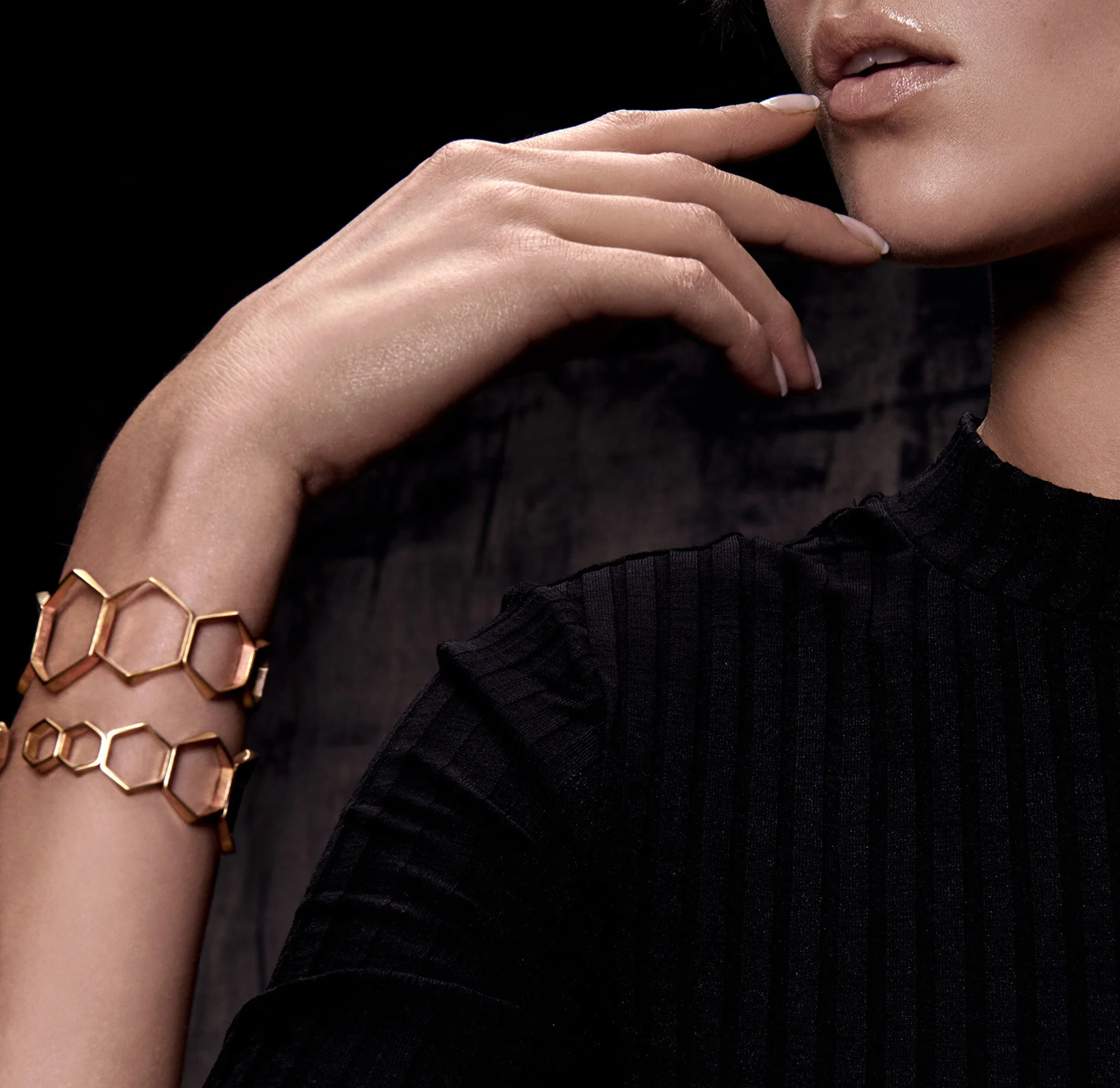 Graduated Hex Cuff_model_sq.jpg