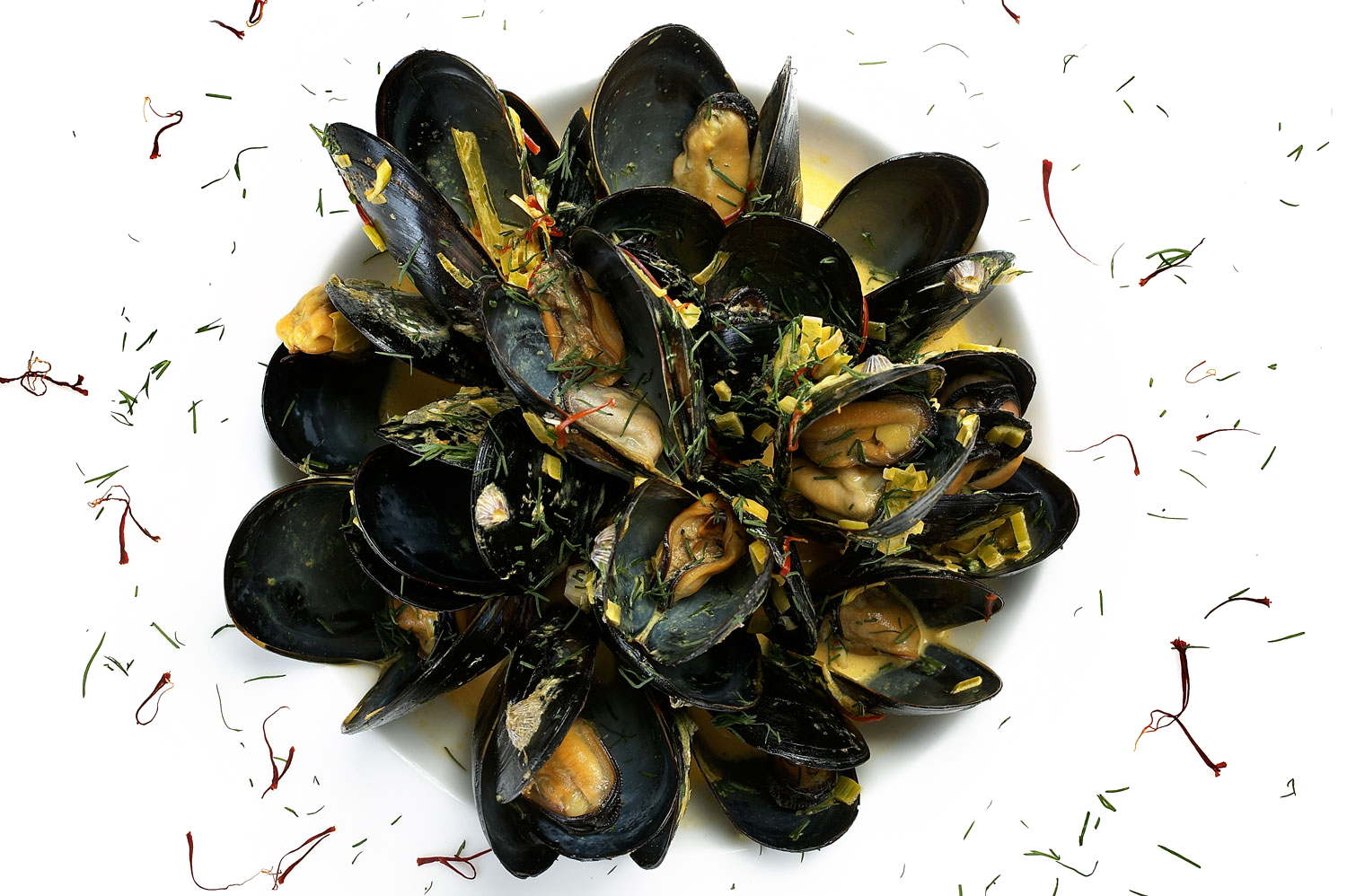 steams-mussels-with-saffron-and-vegetables.jpg