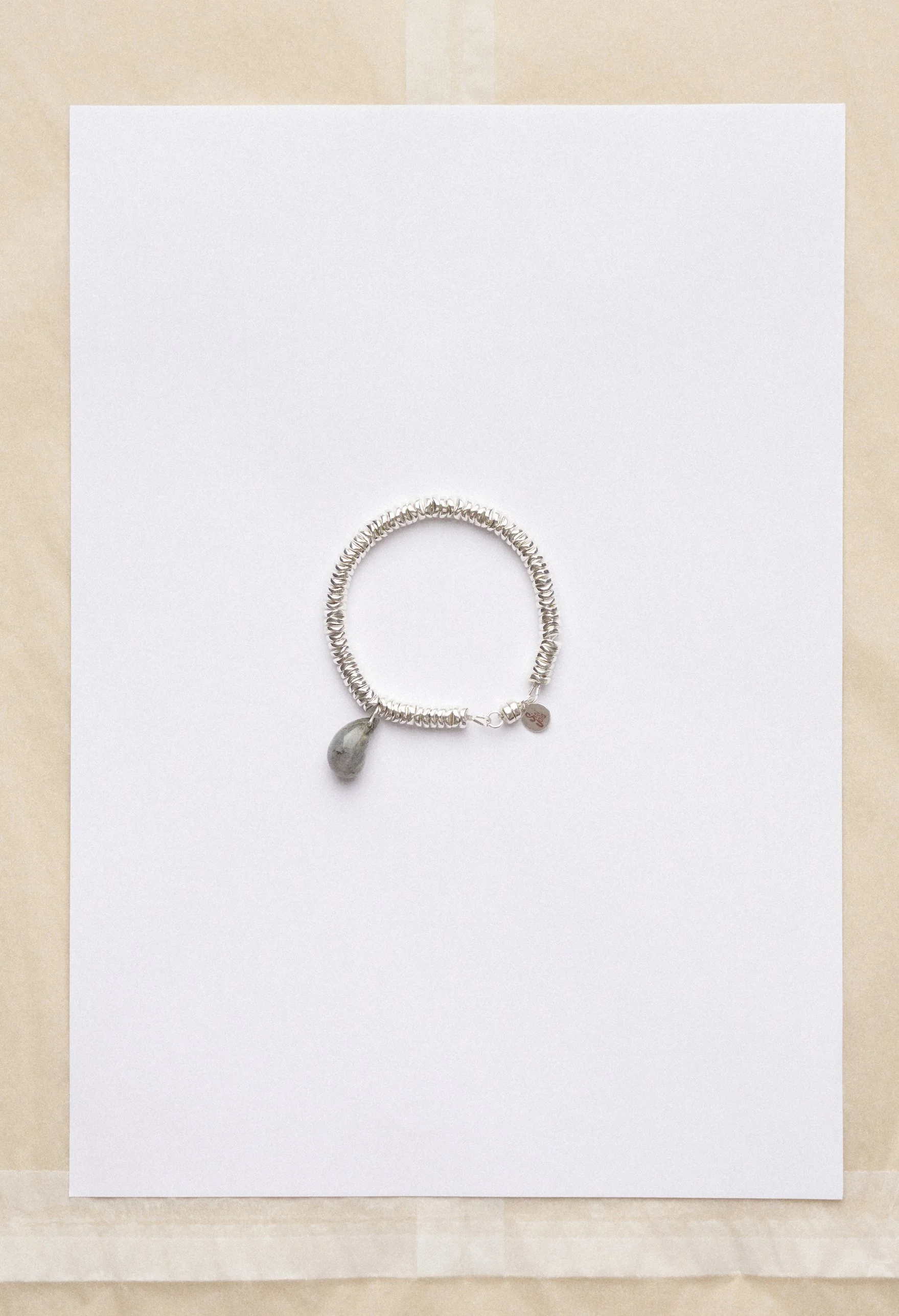 CORAIL bracelet Hématite.jpg