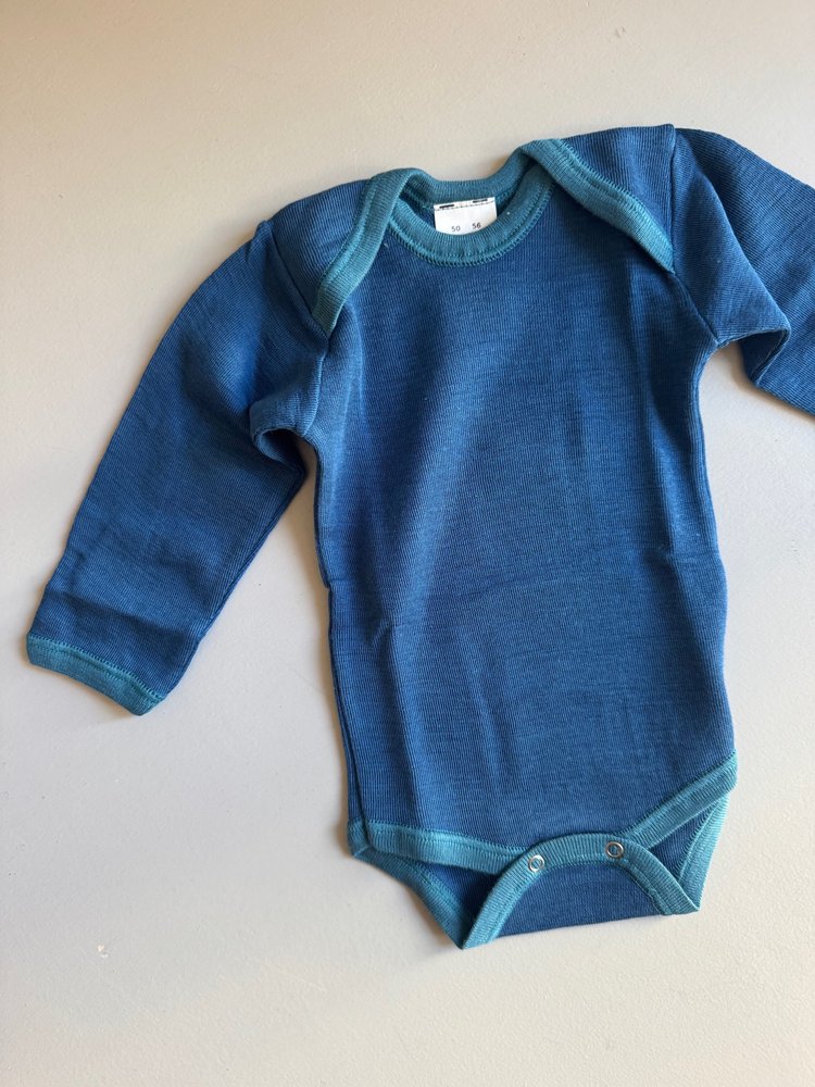 Cosilana Strikmutsje van wol en zijde blauw: bio & duurzaam