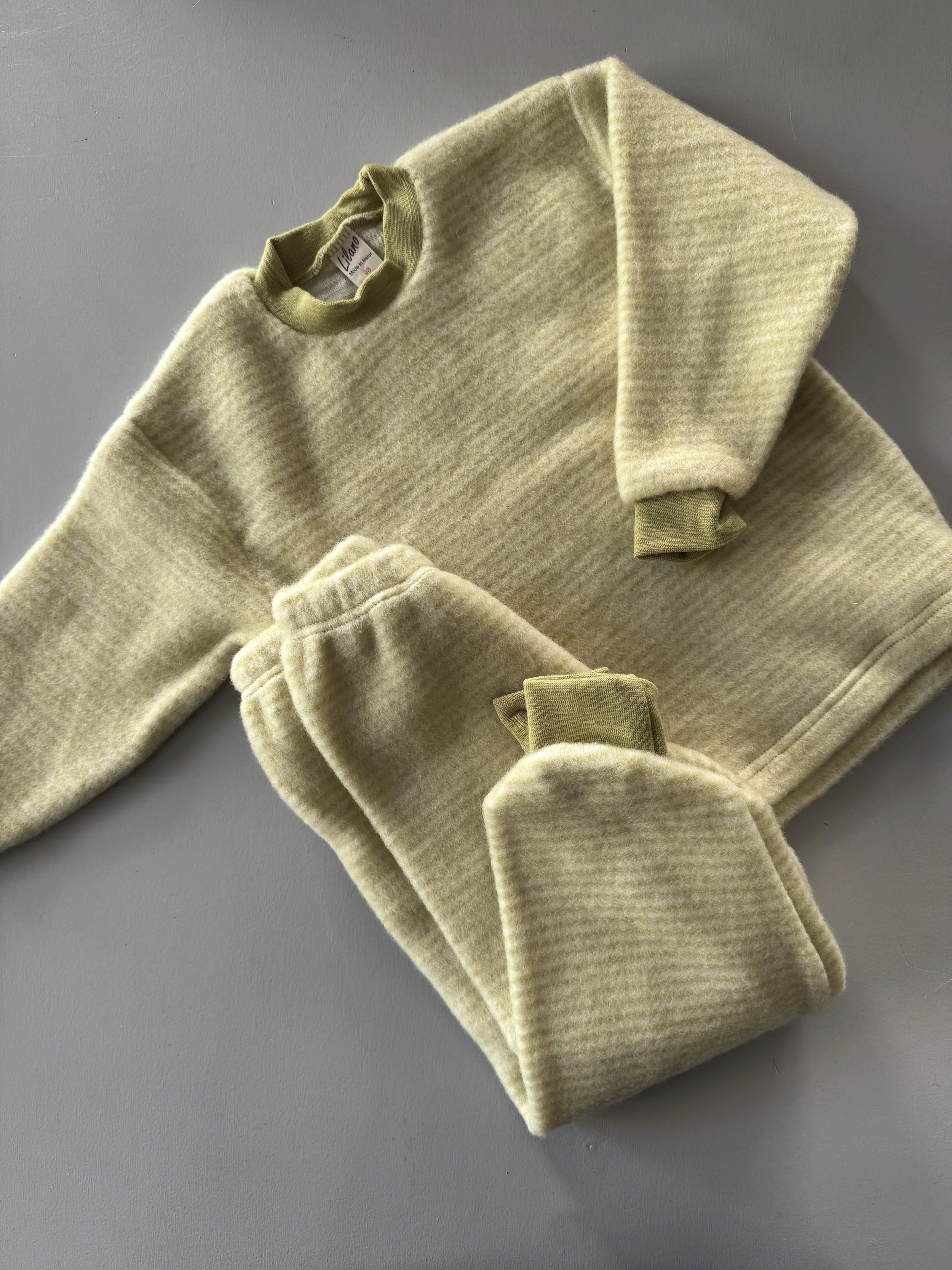 lilano, wool fleece set, kiwi stripes