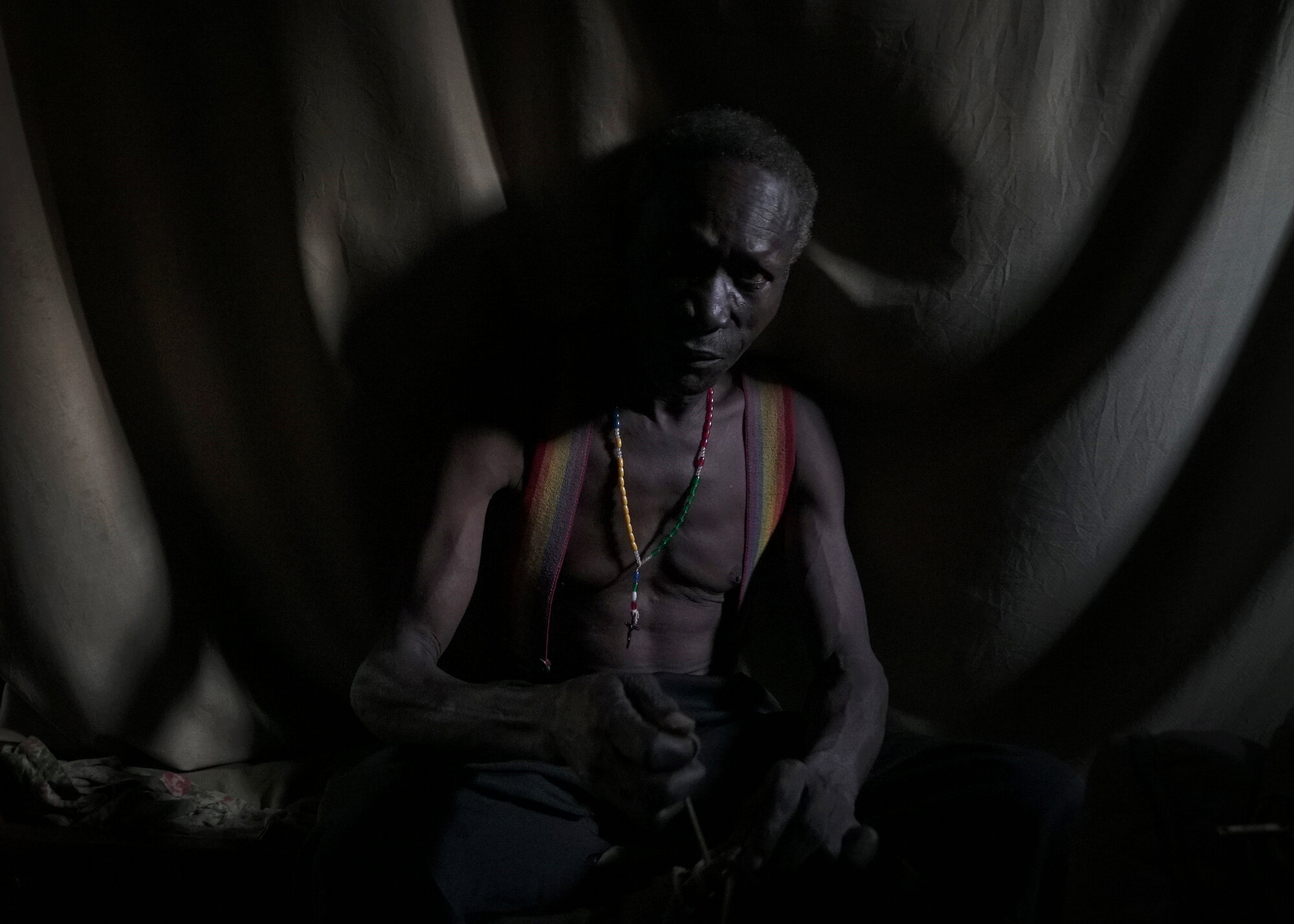  Vitalis Otema Mansolo, musician. Kisumu, Kenya. 