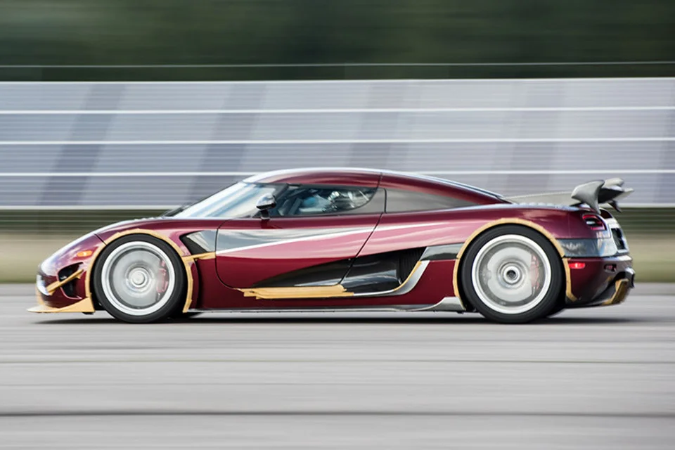 koenigsegg-agera-rs-DTKMEN.jpg