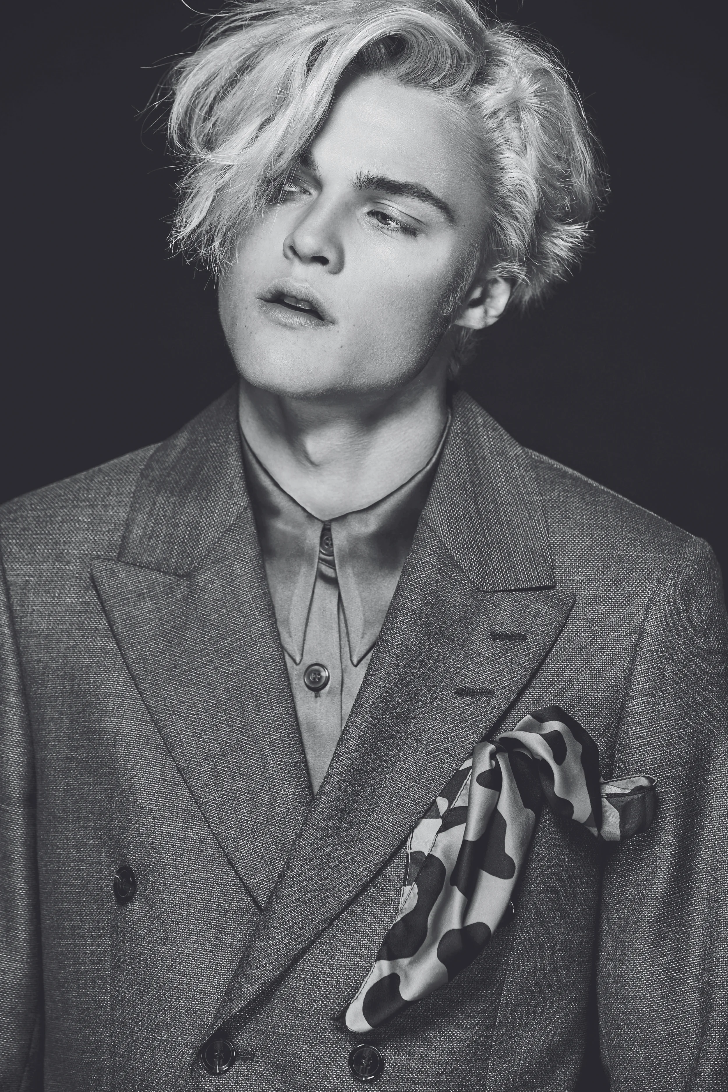 Double breasted jacket TIGER OF SWEDEN ($729). Shirt SAINT LAURENT ($600). Printed scarf ZARA ($15.90).