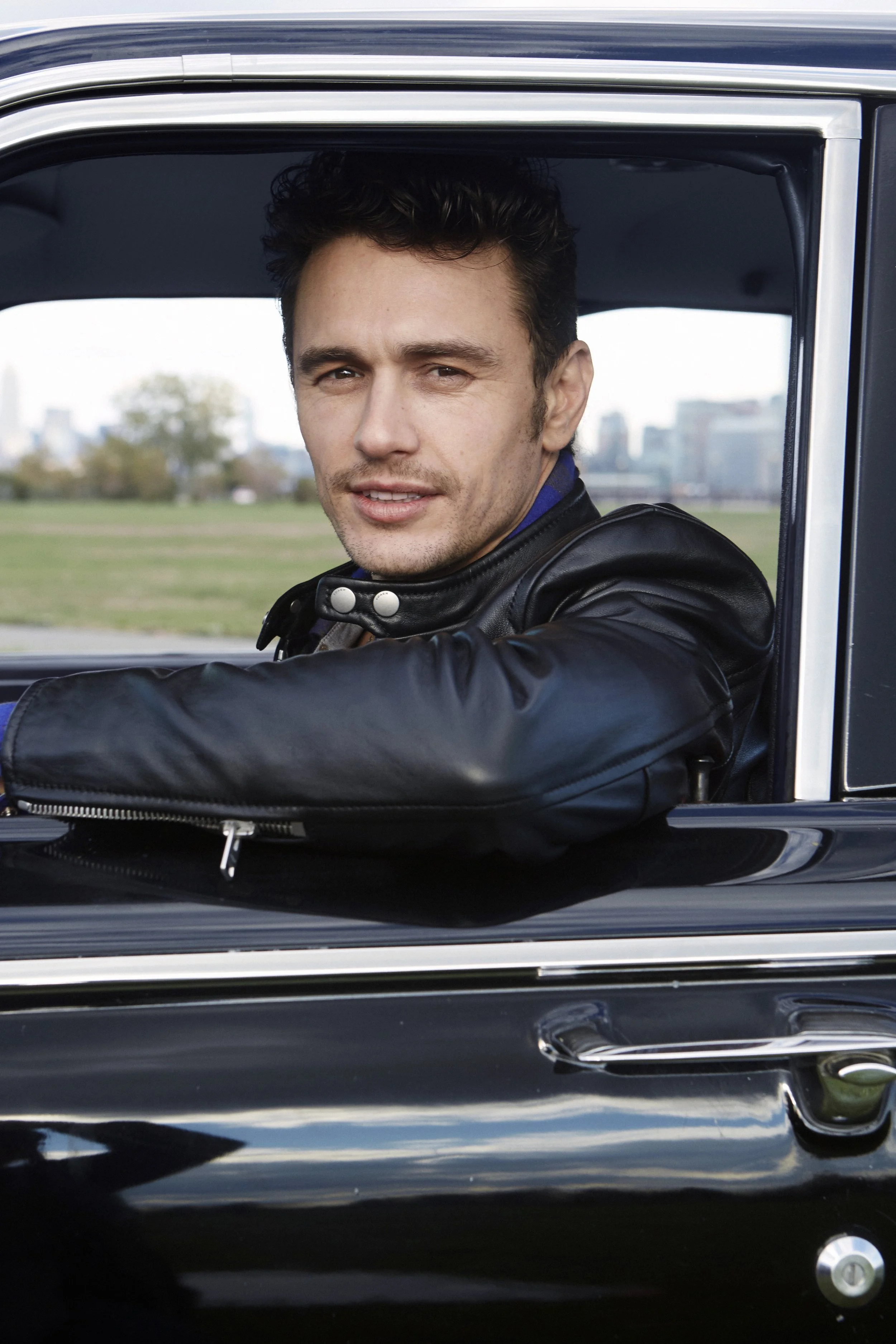 COACH_Men_s_Fragance_BTS_080_01_R.jpg