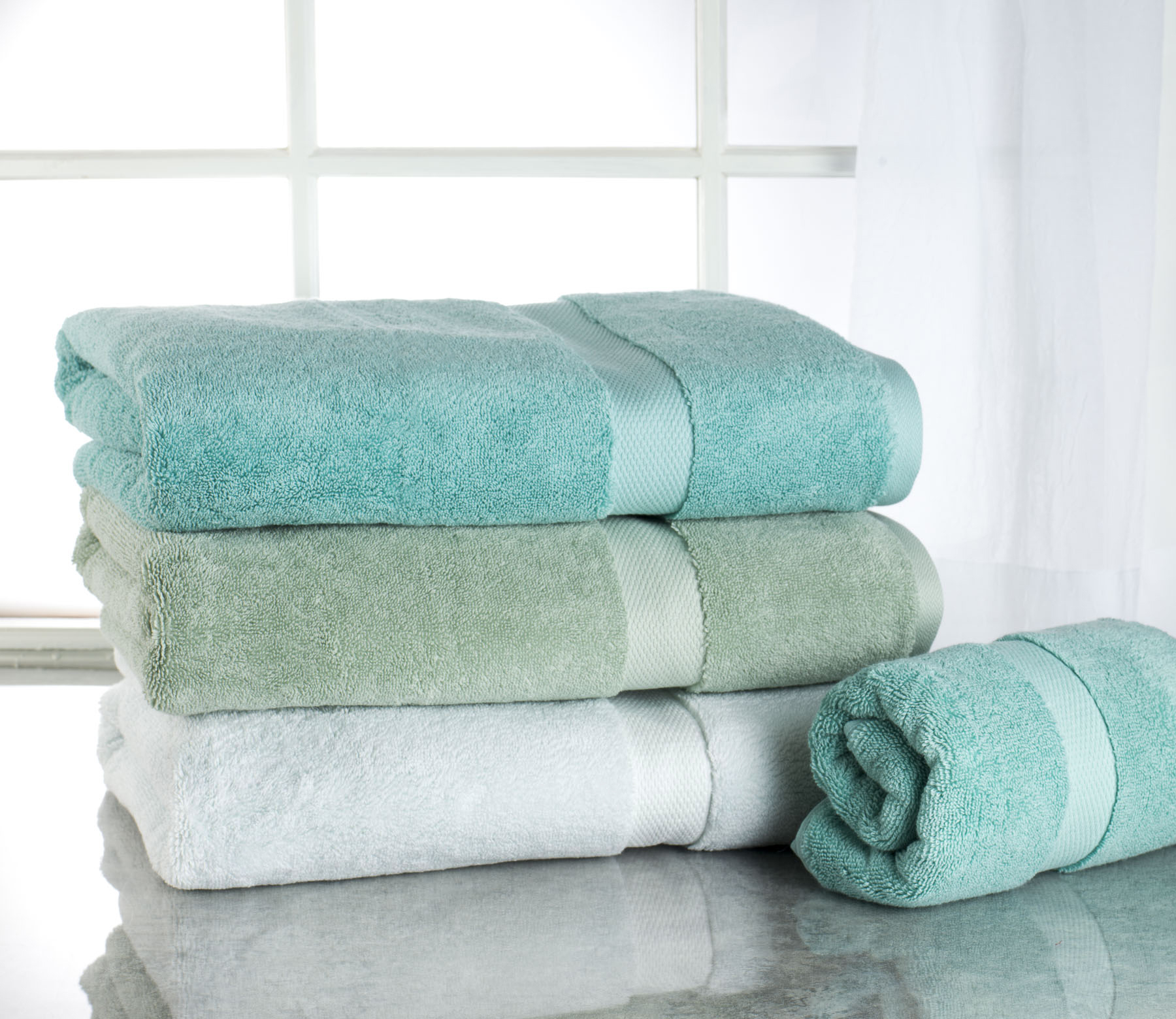 Lightly Styled Towels 