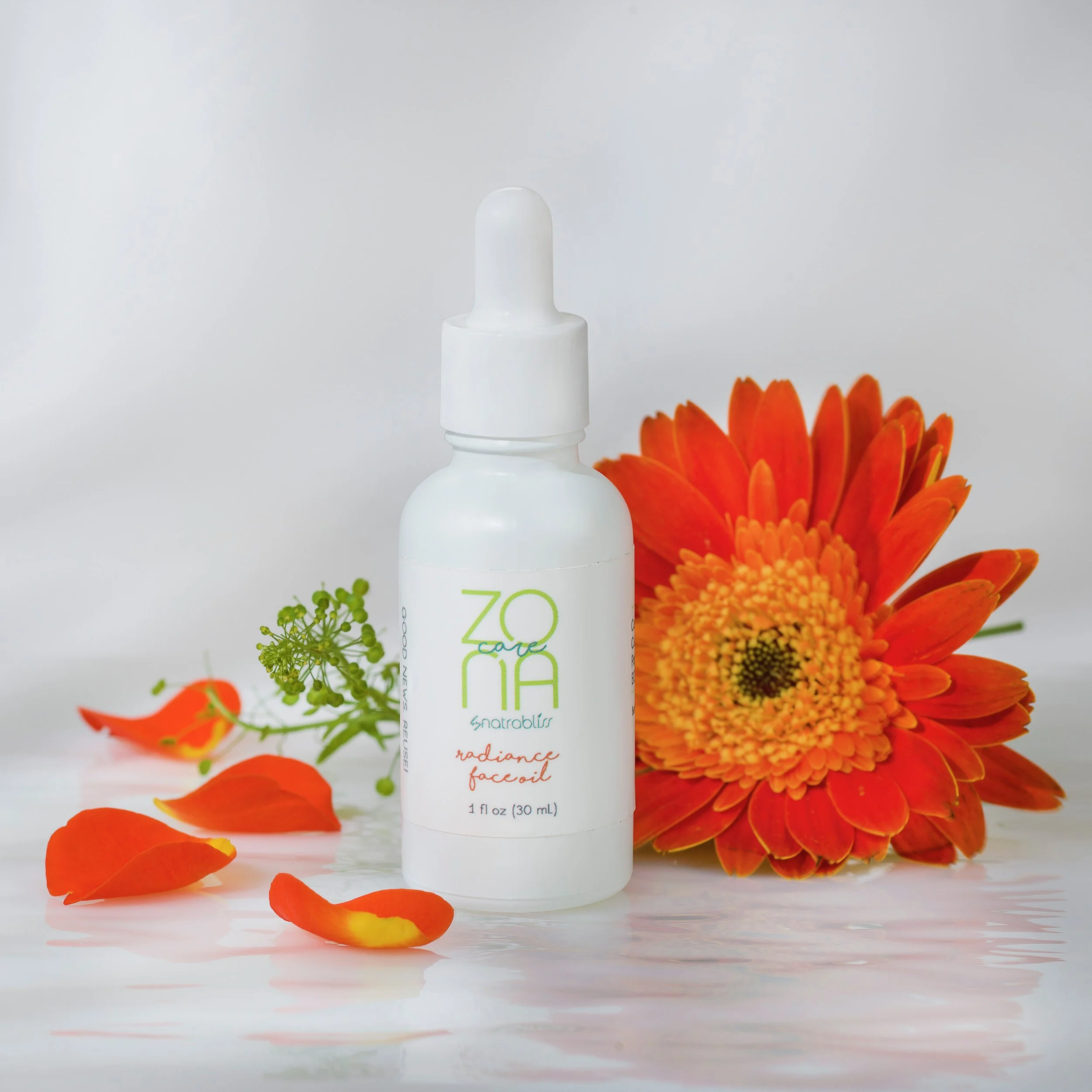 7_Zona radiance face oil_.jpeg