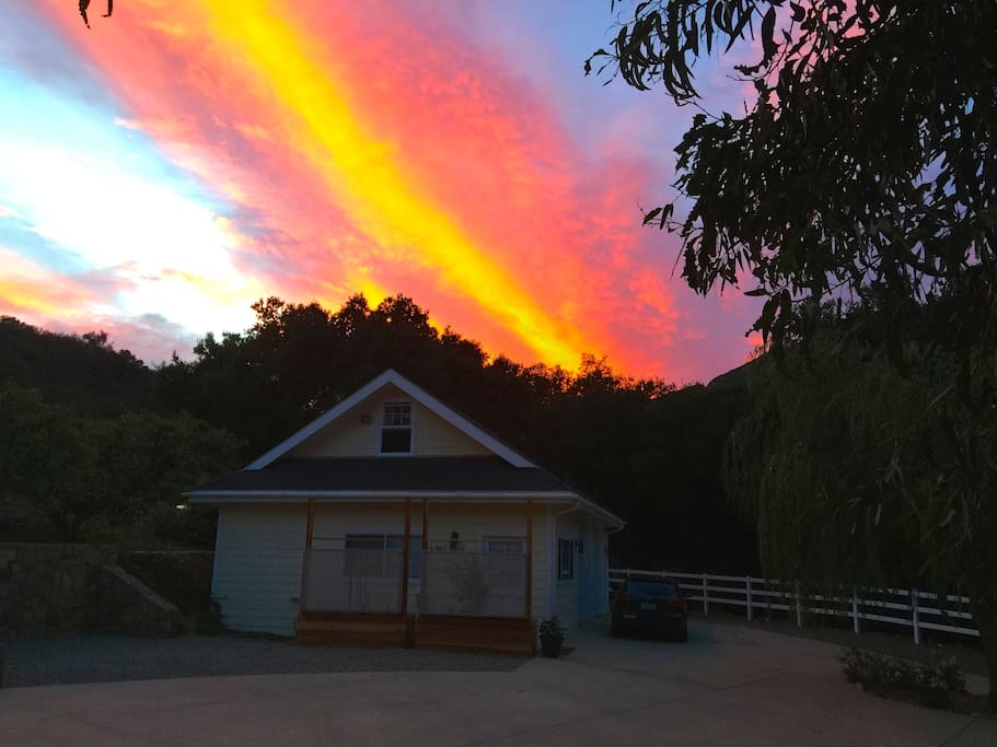 ojai sunset.jpg