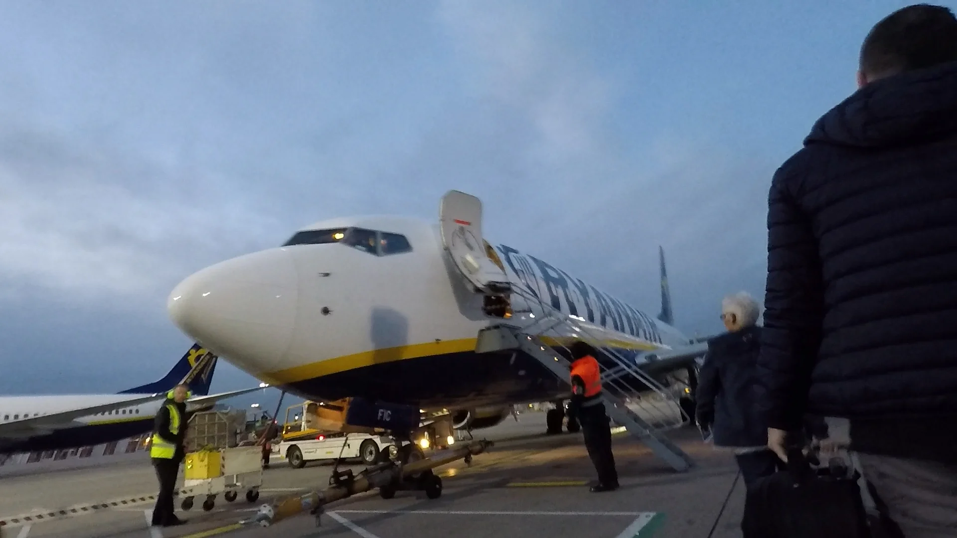 plane 2.jpg