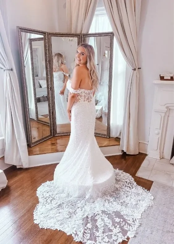 tattoo lace back wedding dress with long train