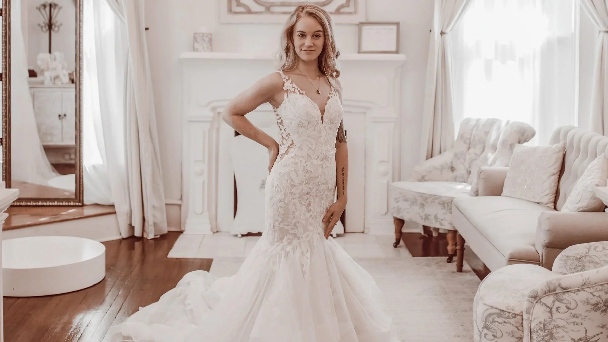 Lace Mermaid Wedding Dress with Tiered Tulle Train