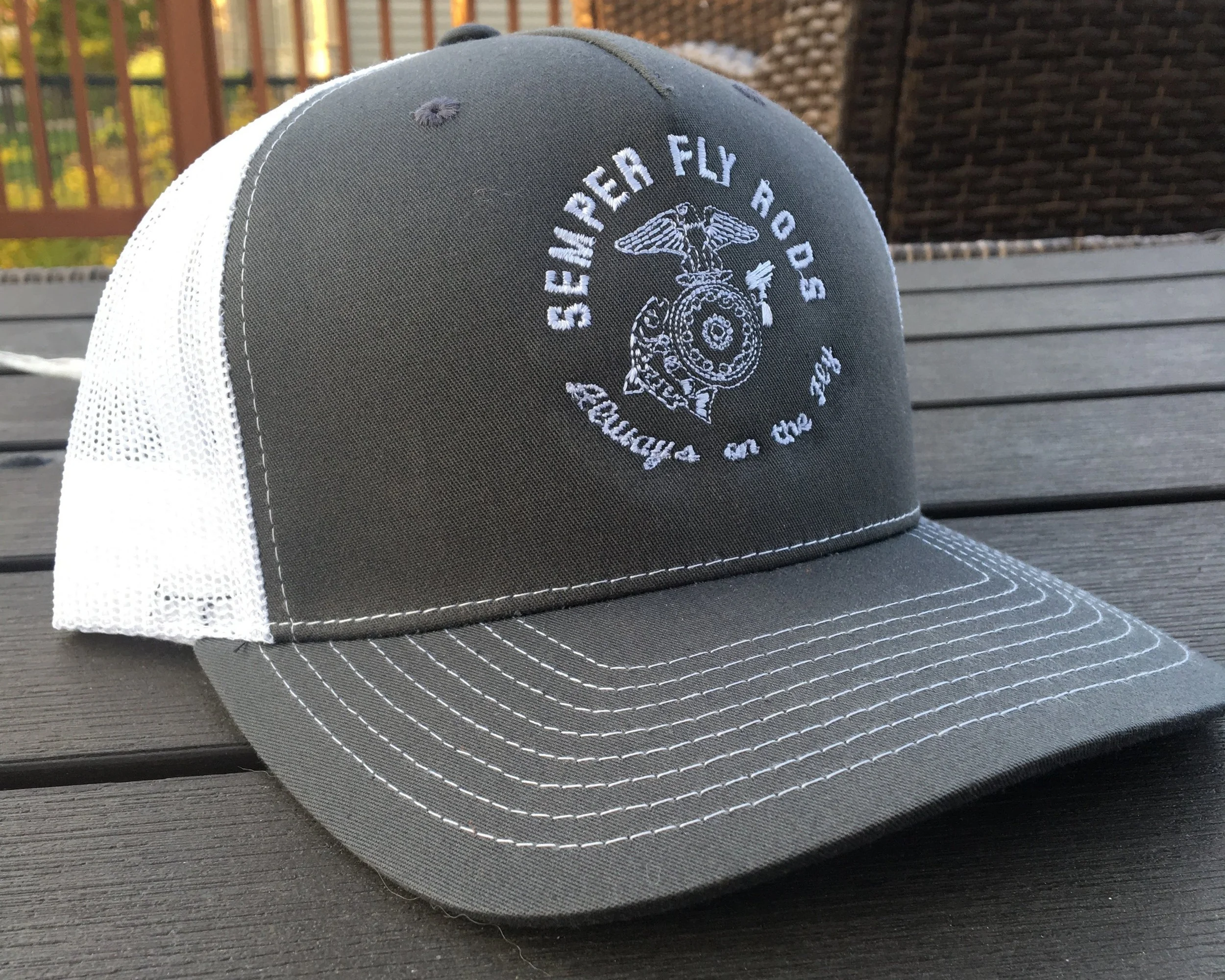 Trucker | Grey & White