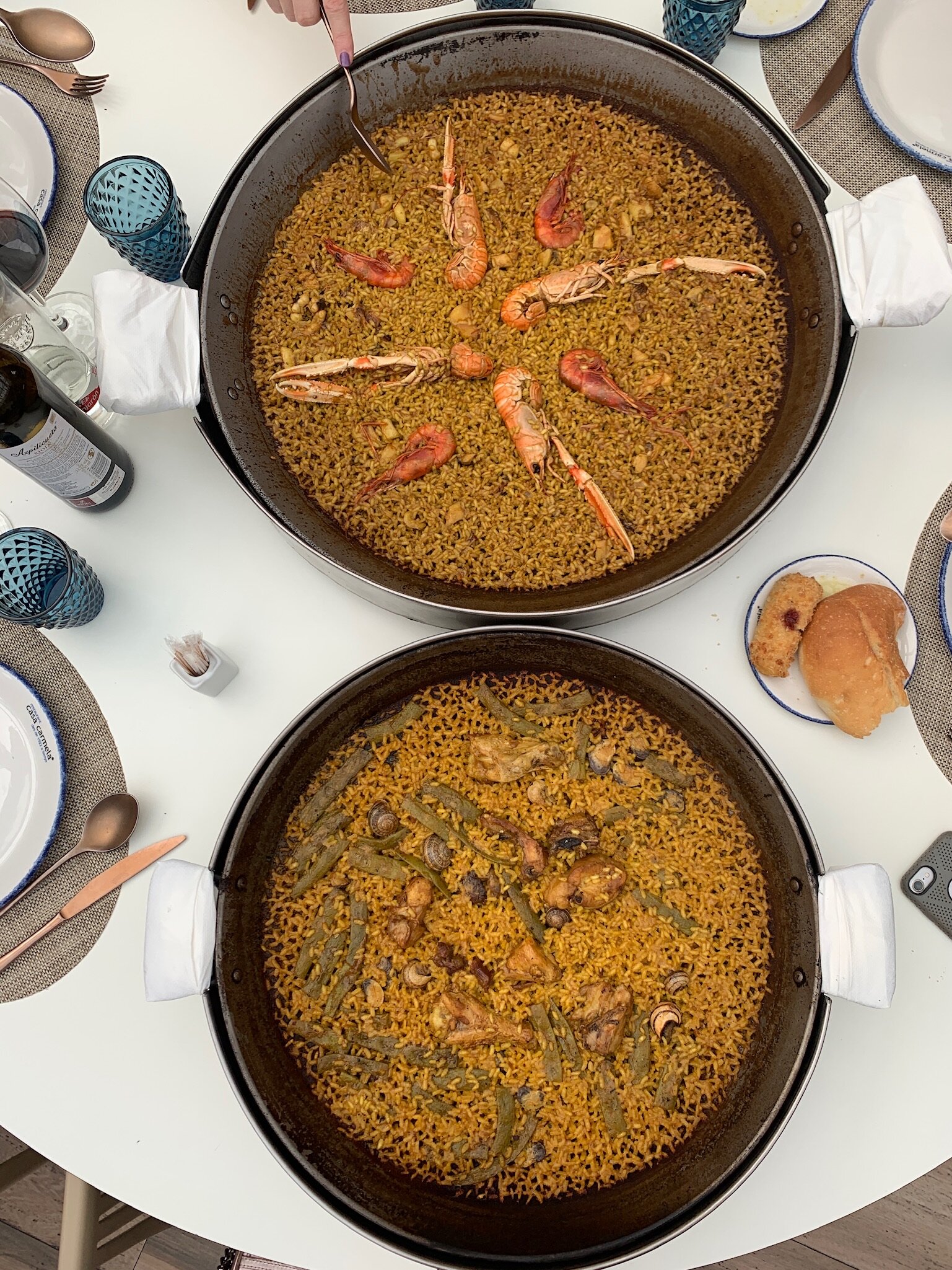 Paella for 5 (not 50)