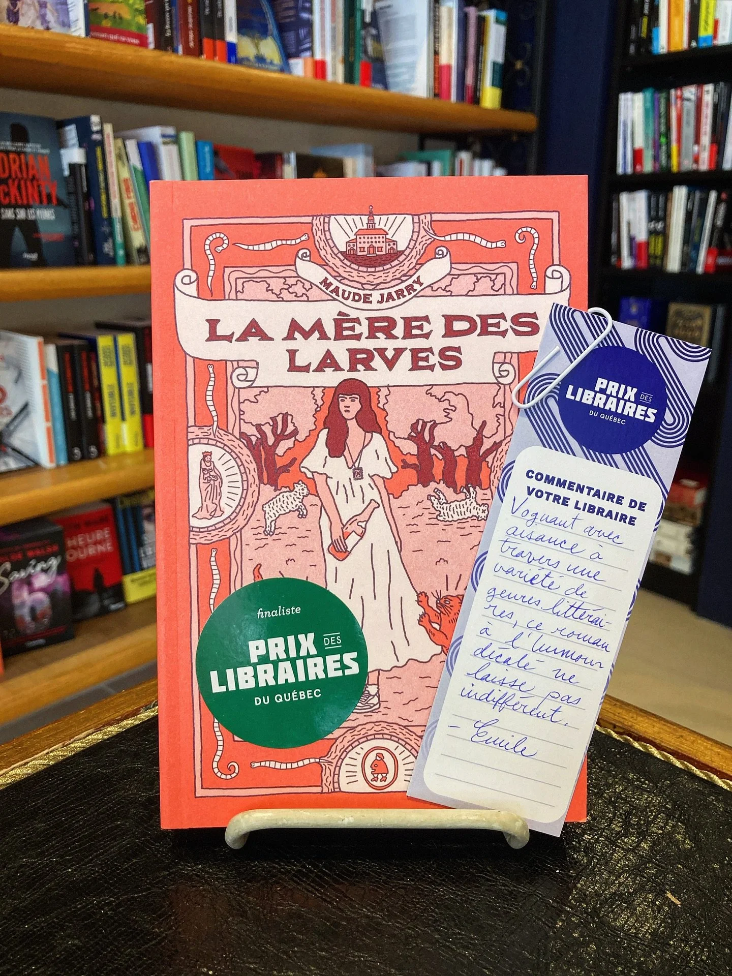 Il ne nous reste plus &eacute;norm&eacute;ment de jours pour faire notre vote pour les @prixdeslibrairesduquebec ! 🫢

Nous essayons donc toujours de d&eacute;couvrir davantage tous les titres finalistes! Voici donc des  commentaires sur nos derni&eg