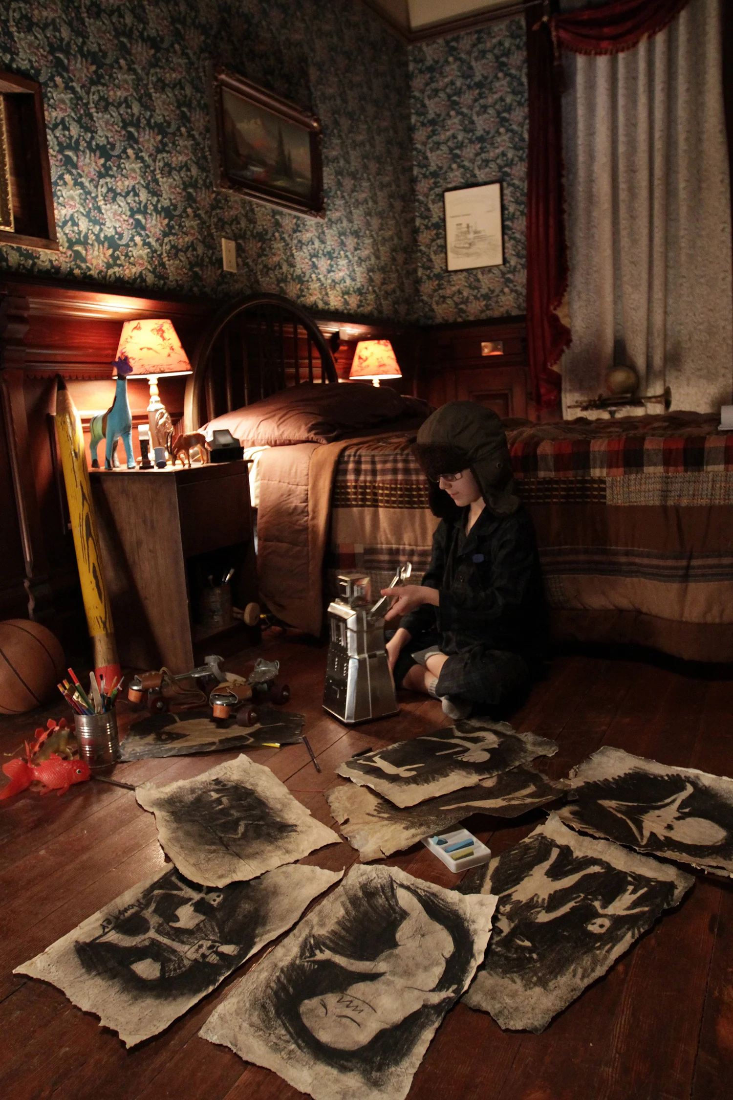 Shhh_OnSetBedroom_300dpi.jpg