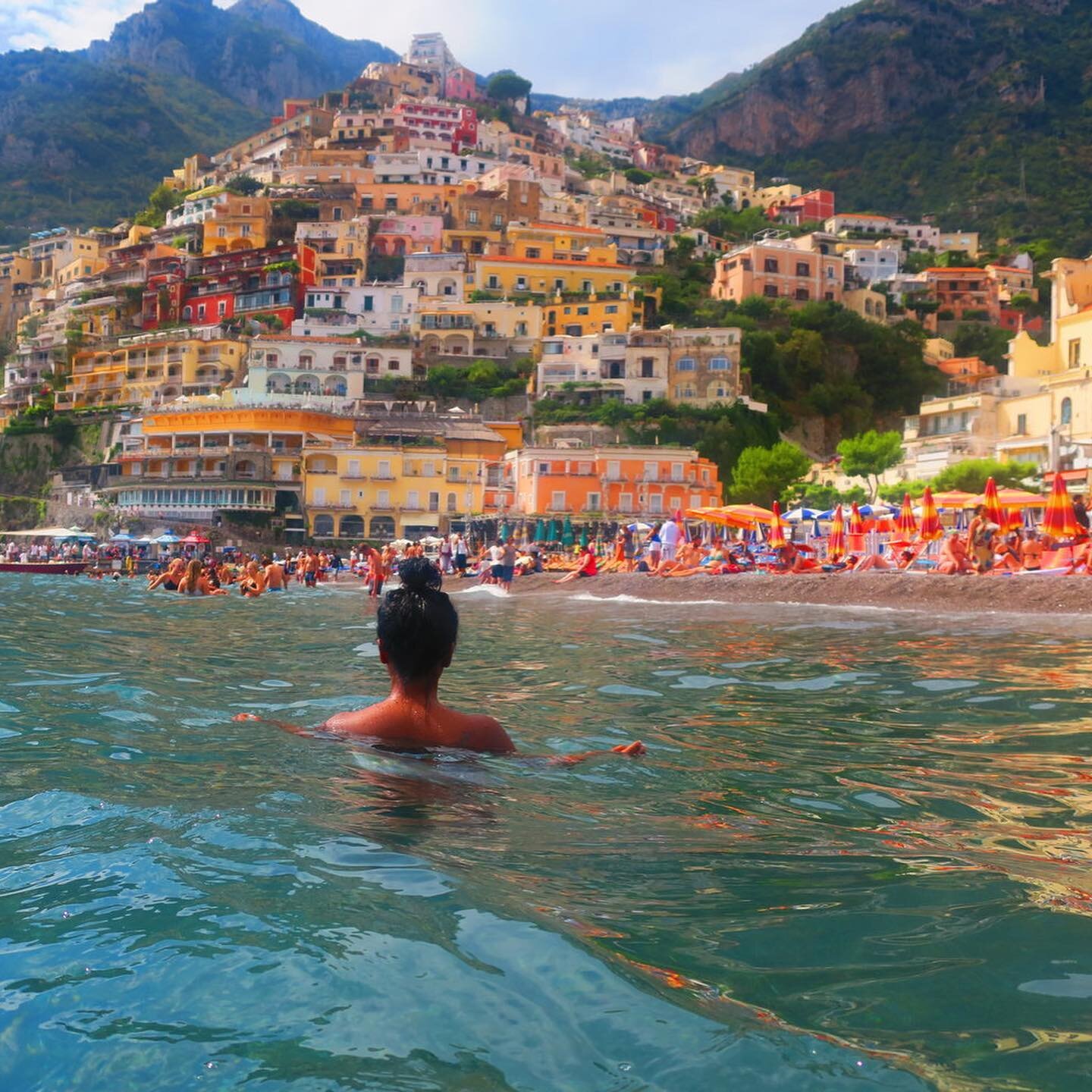 Hoppin off the Amalfi Coast!

Join us for the trip of a lifetime as explore the breathtaking regions of Tuscany and the Amalfi Coast! We&rsquo;ll roam through the beautiful wine towns of Tuscany, taste some of the world&rsquo;s best wines, spend time