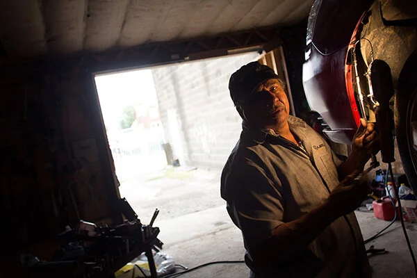RolandoPalacio_U.S.A_Detroit_AMechanicsShop_2013.jpg