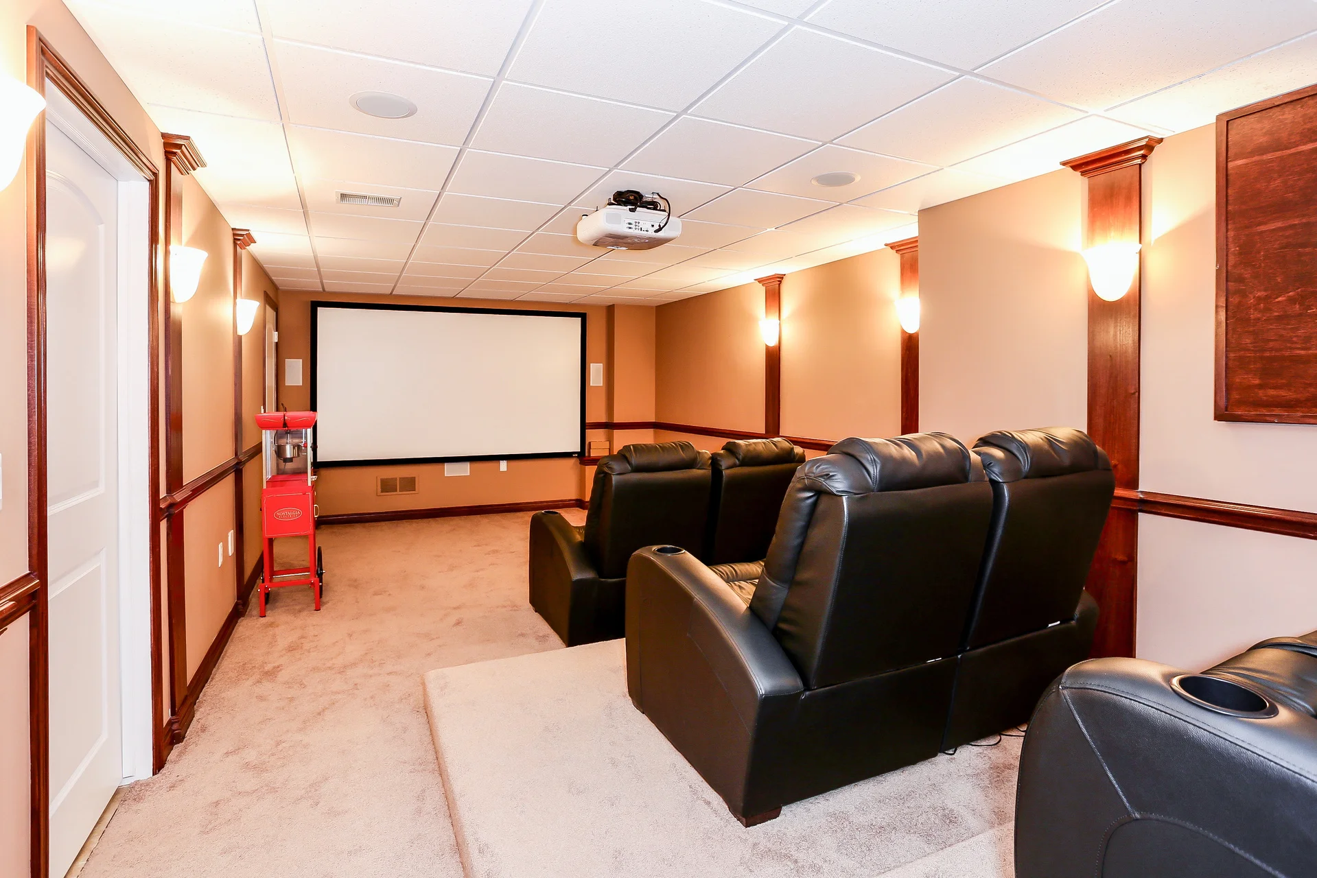 055-Home_Theater-5056105-medium.jpg
