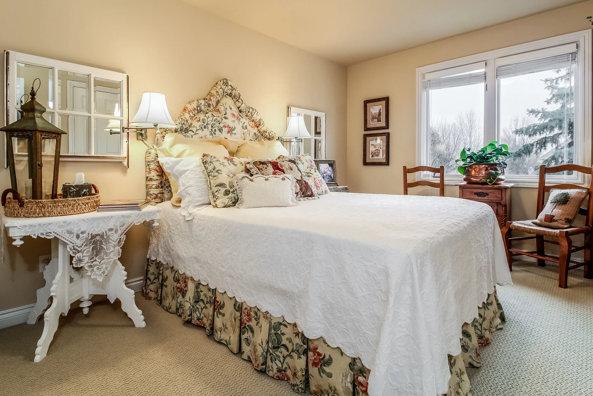 030-Bedroom-5442231-medium.jpg