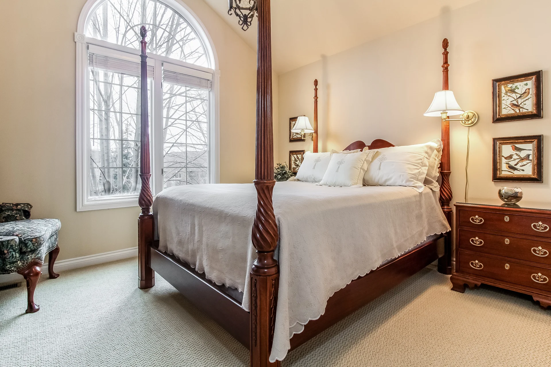 032-Bedroom-5442229-medium.jpg