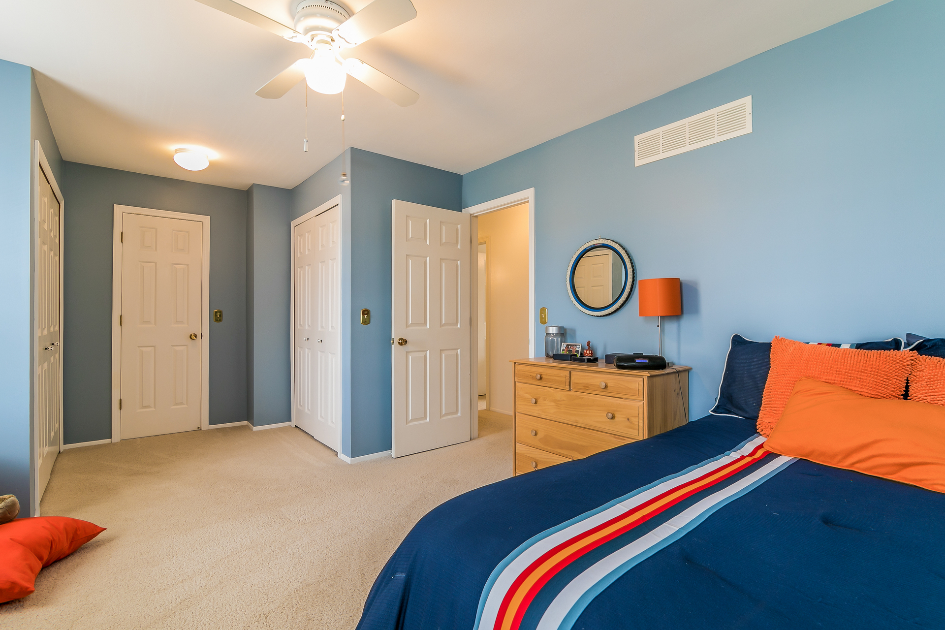 021-Bedroom-5502773-medium.jpg