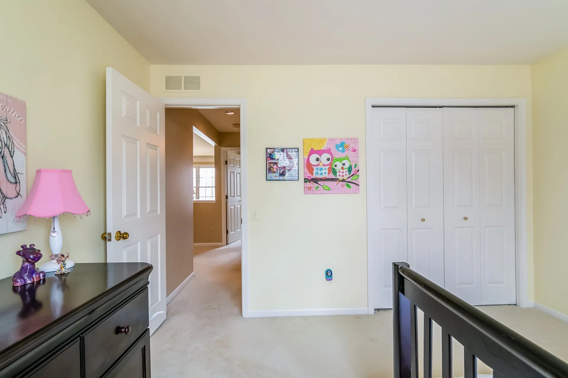 033-Bedroom-5604578-medium.jpg