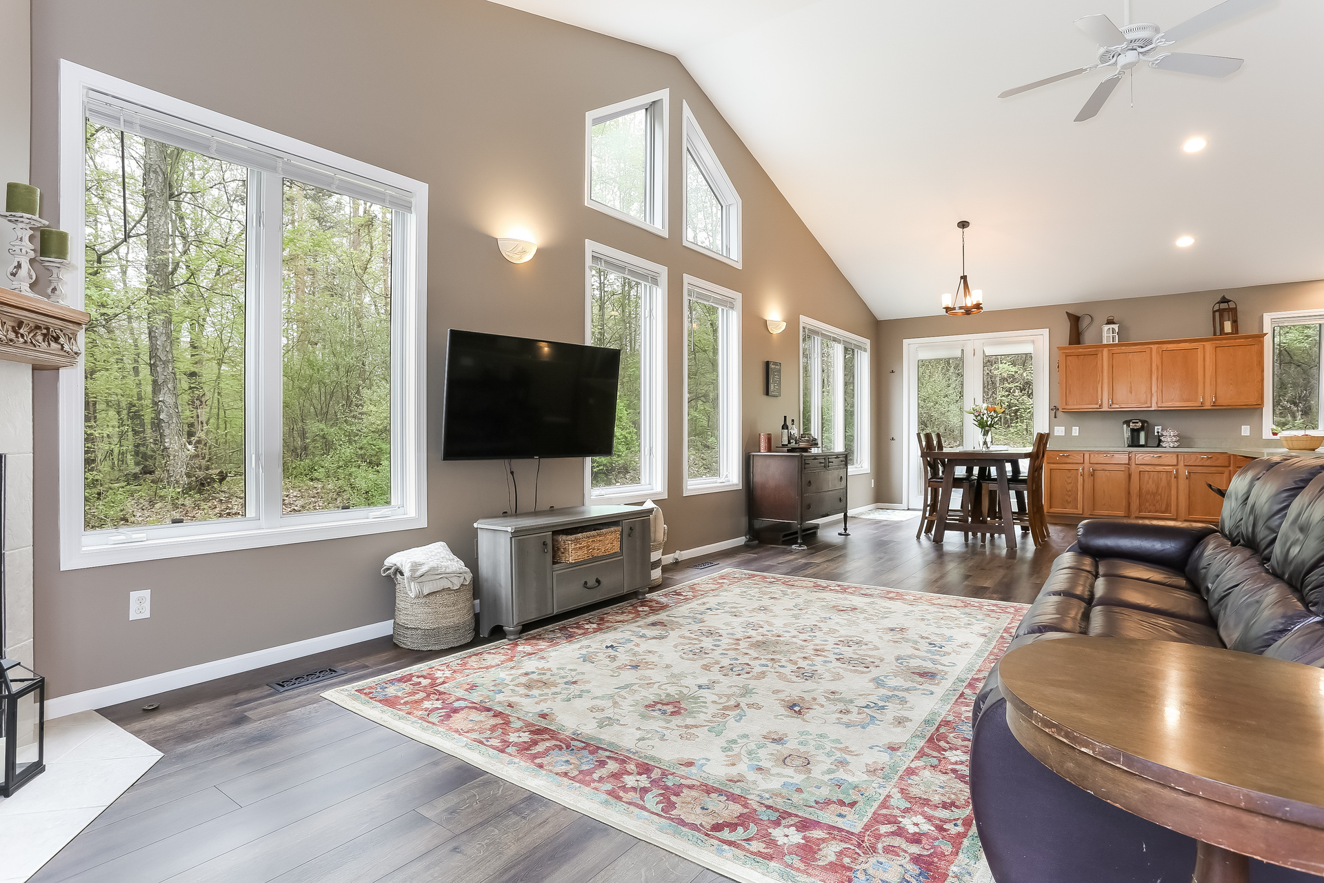 014-Living_Room-5738498-medium.jpg