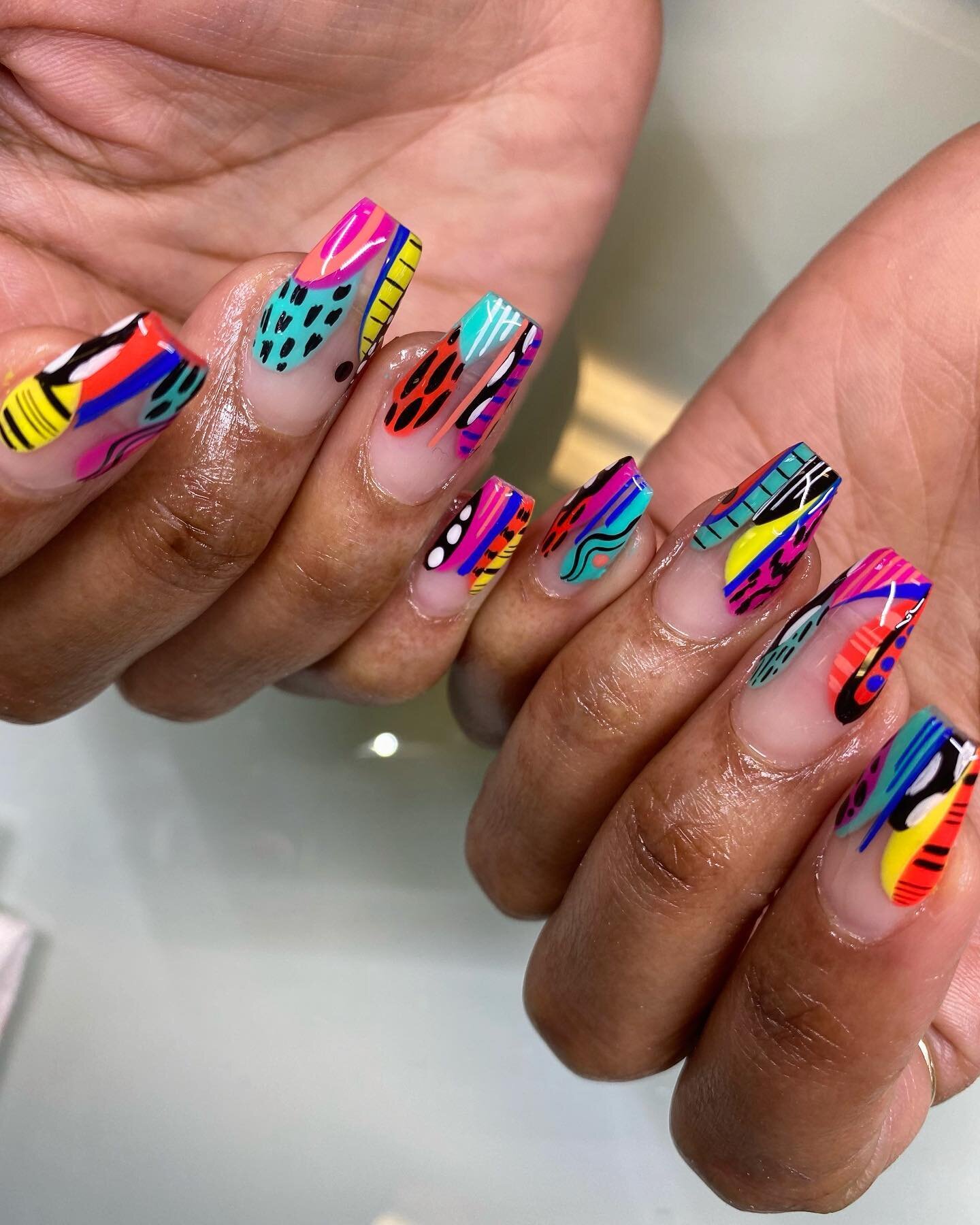 My favorite kind of nails to do...thee most. 💅🏾💅🏾💅🏾 #artisannailstudio #charlottenailtech #charlottenailsalon #abstractnailart #notd