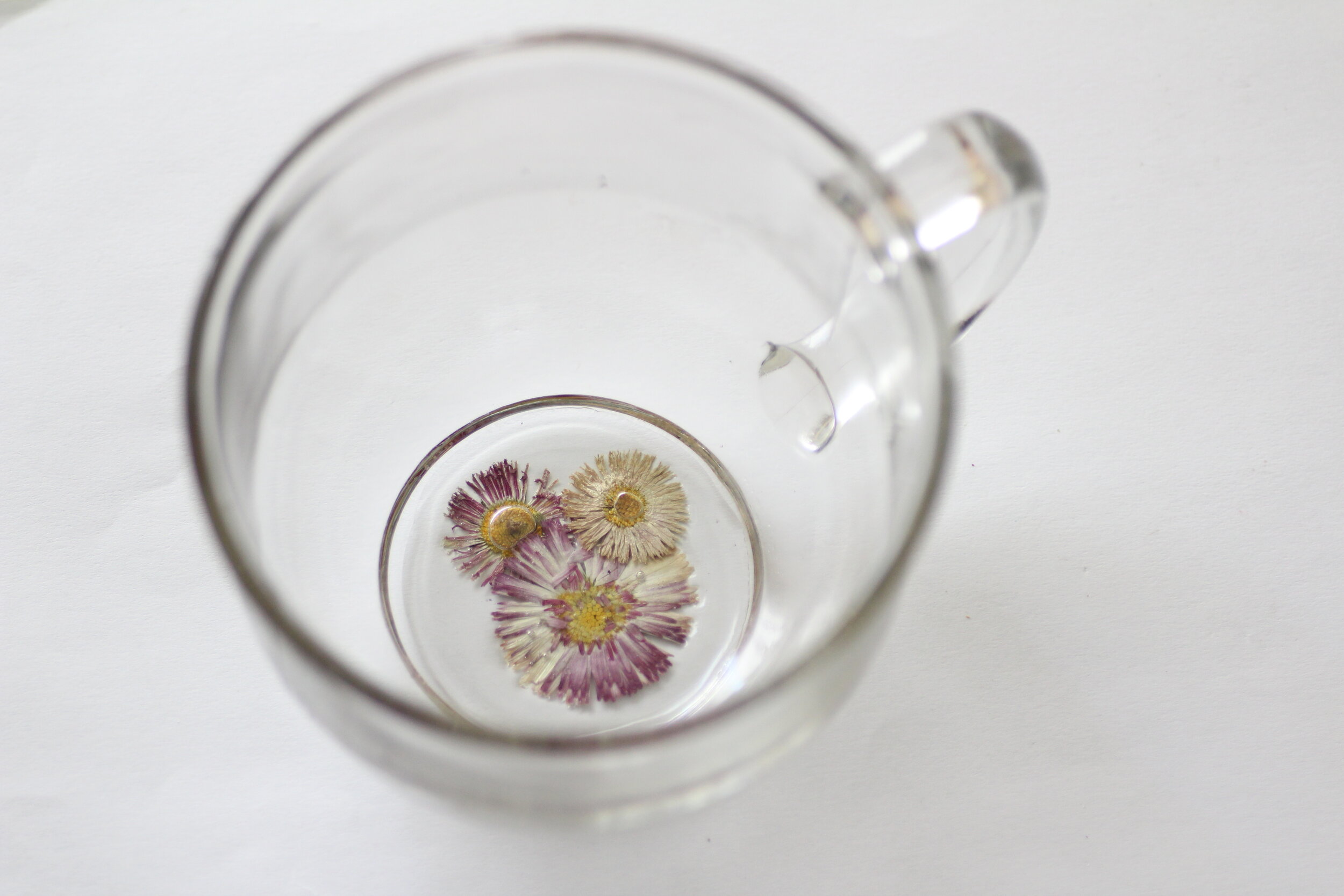 Flower resin tea cups — those lovely roots