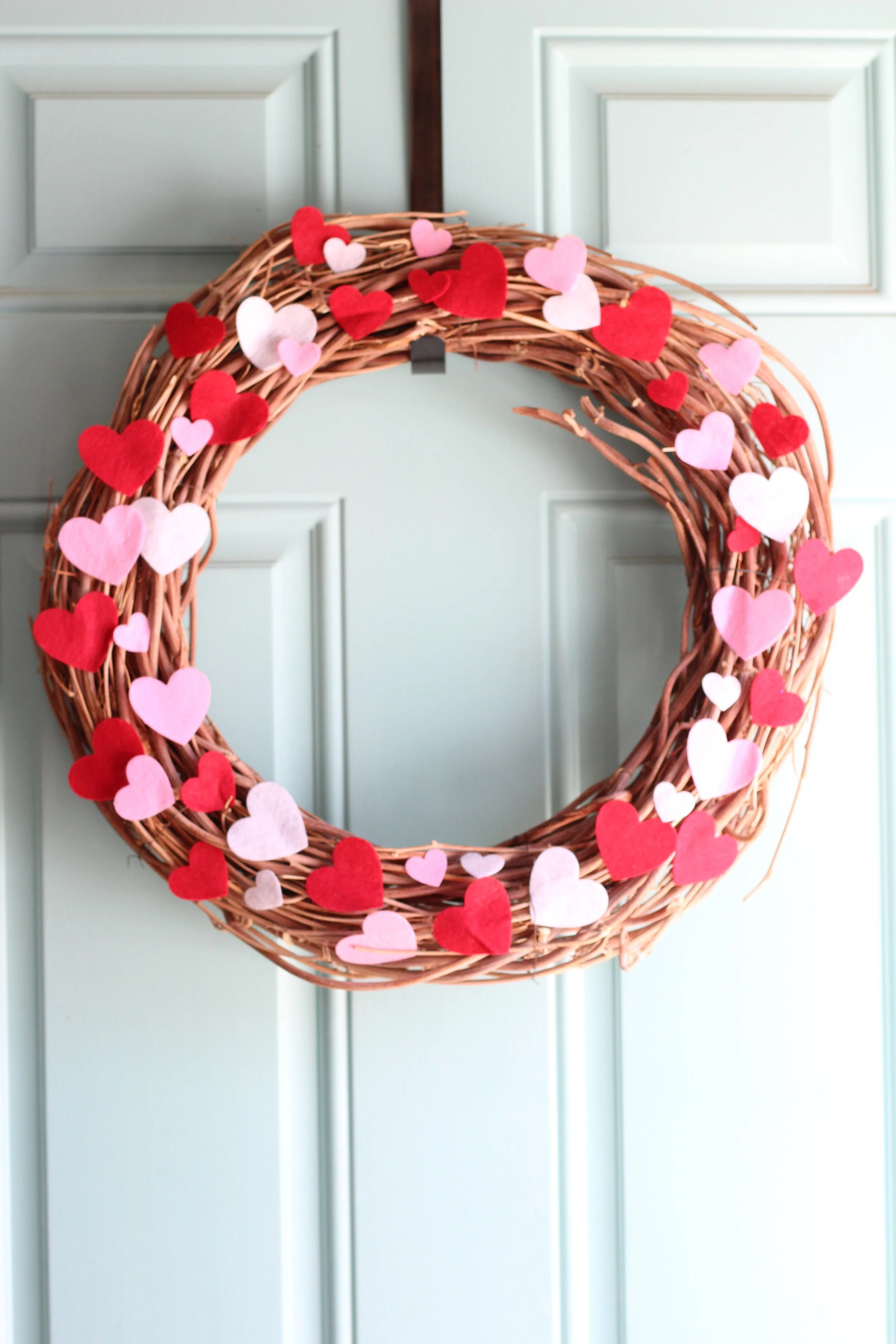 Valentine heart garland and wreath