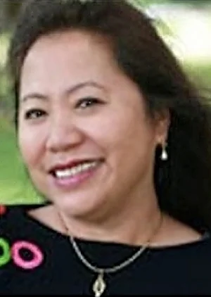 Esther-1.jpg