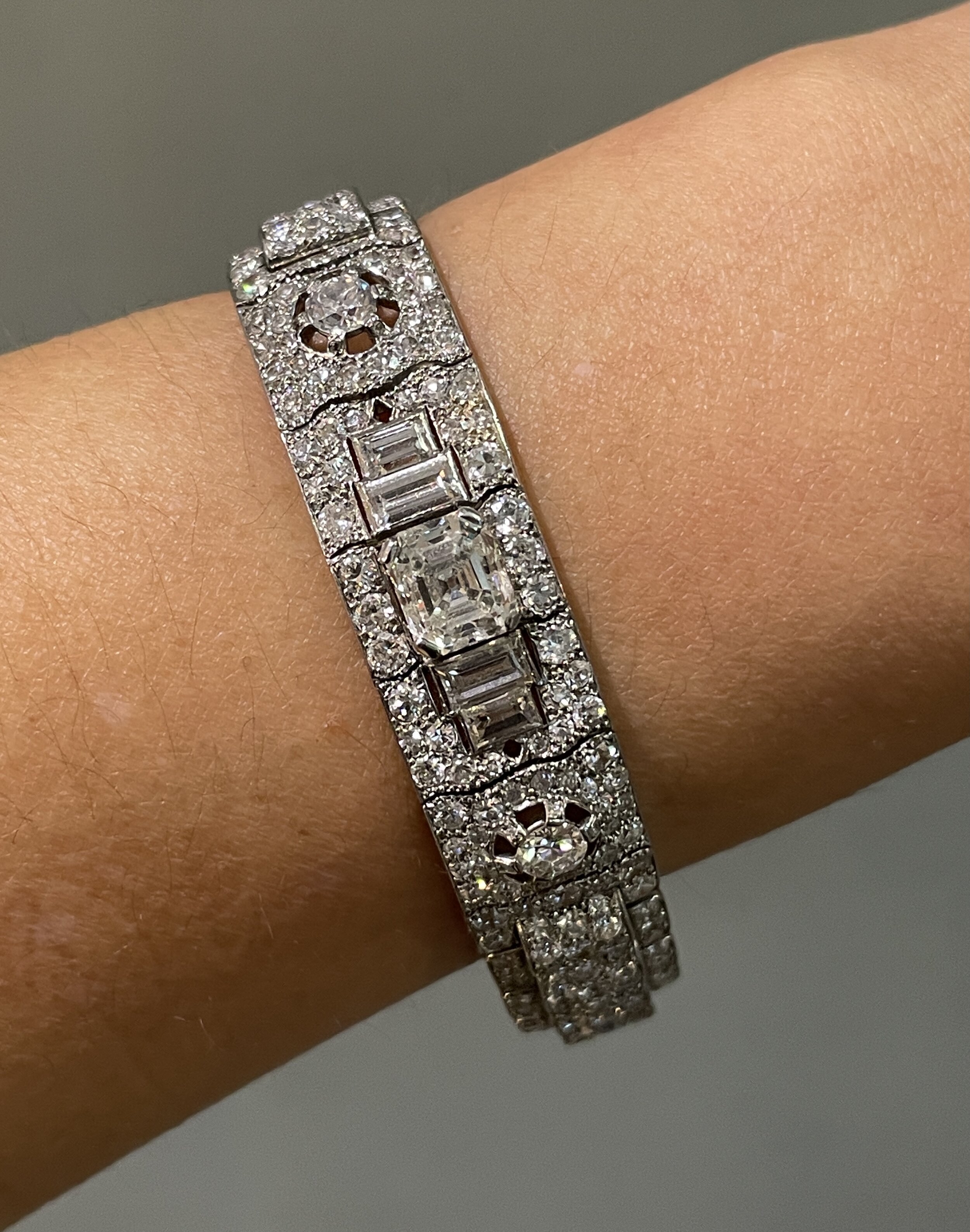 Cartier White Gold Pave Diamond Love Bracelet Size 18 N6033603 | Rich  Diamonds