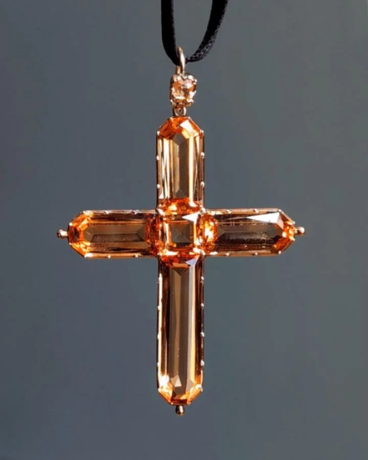An antique imperial topaz five stone cross, mounted in gold, in original fitted case. English circa 1820. 2 &frac12; inches long. Available @simonteaklejewelry #antiquejewelry #antiquejewellery #antiquecross #imperialtopaz #antiquetopaz #antiqueimper