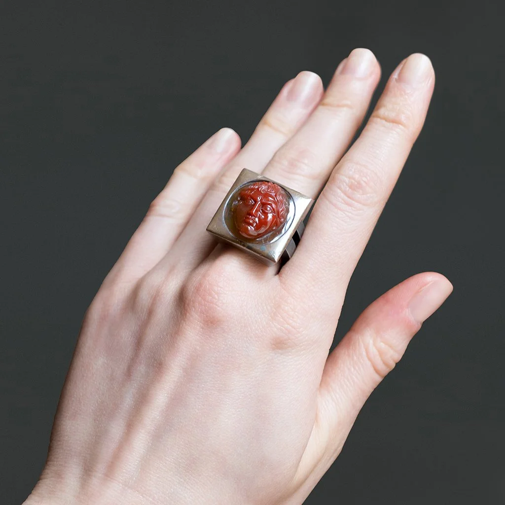 7249 - Hemmerle Cameo Ring Model Web.jpg