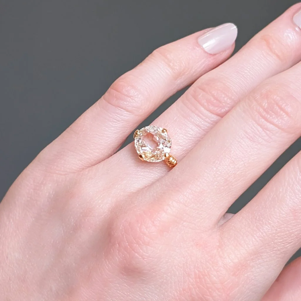 7205 - Cushion Diamond Ring Model.jpg