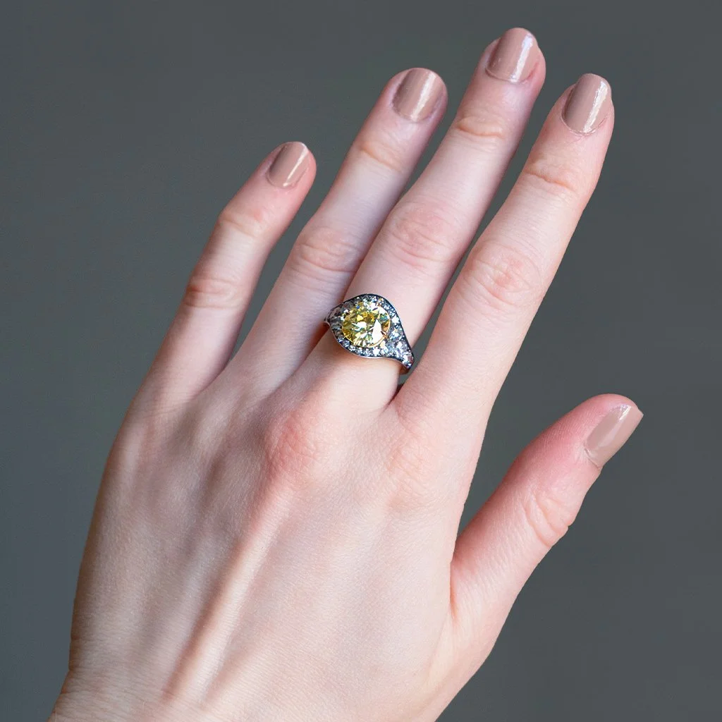 6927 - Yellow Diamond Ring Model Web.jpg
