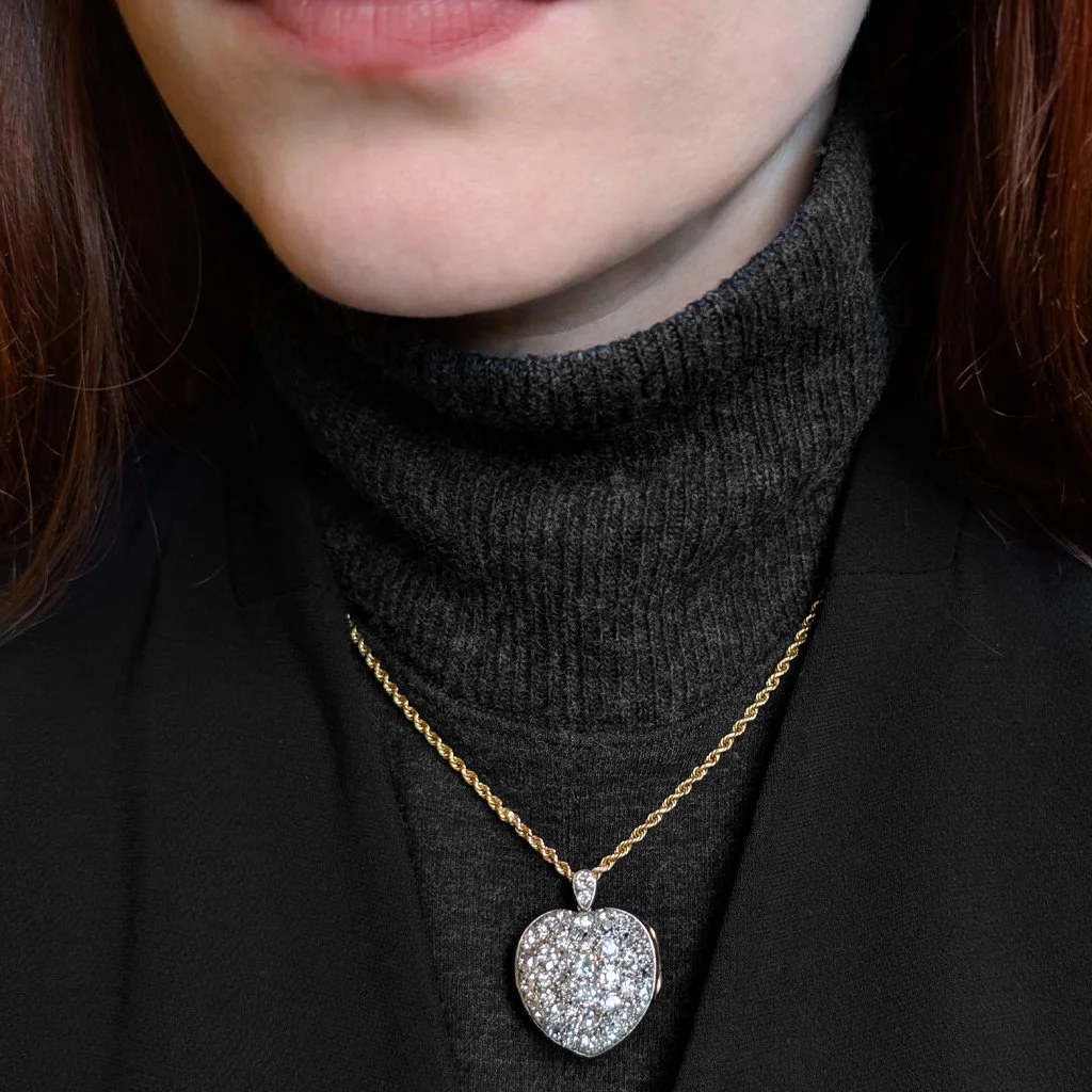 7196 - Heart Diamond Pendant Model.jpg
