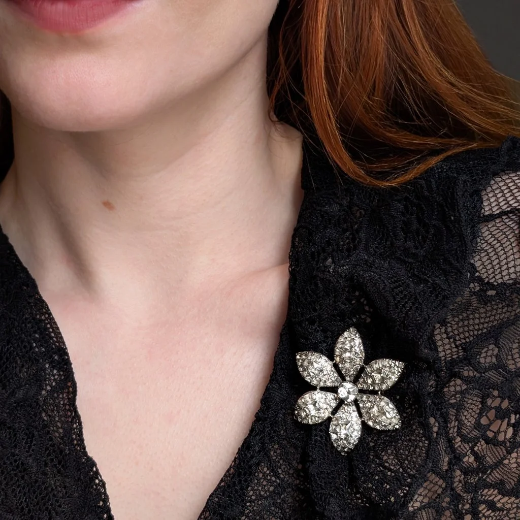 6592 - Paste Flower Brooch Model Web.jpg