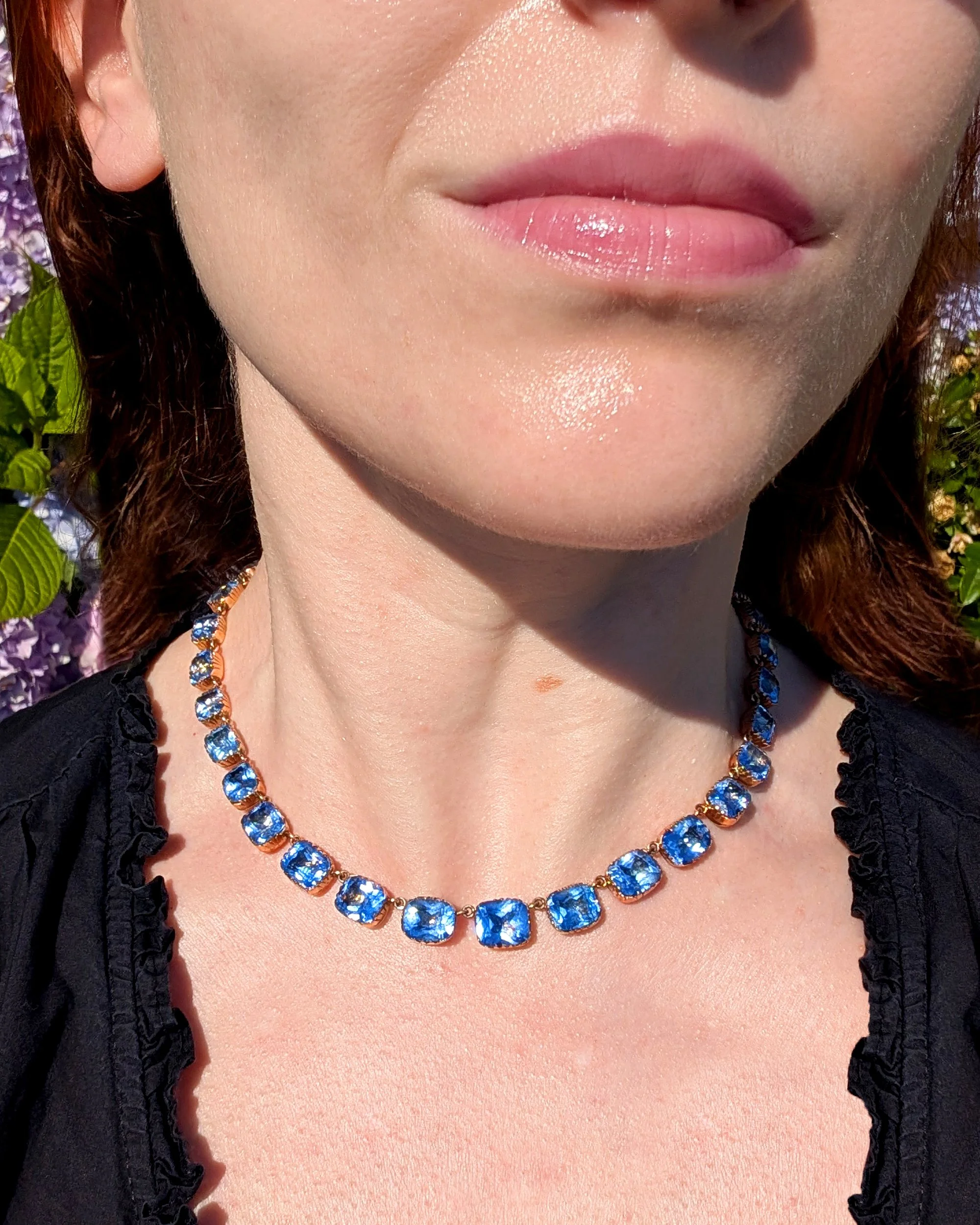 7387 - Antique Blue Paste Necklace Model.jpg