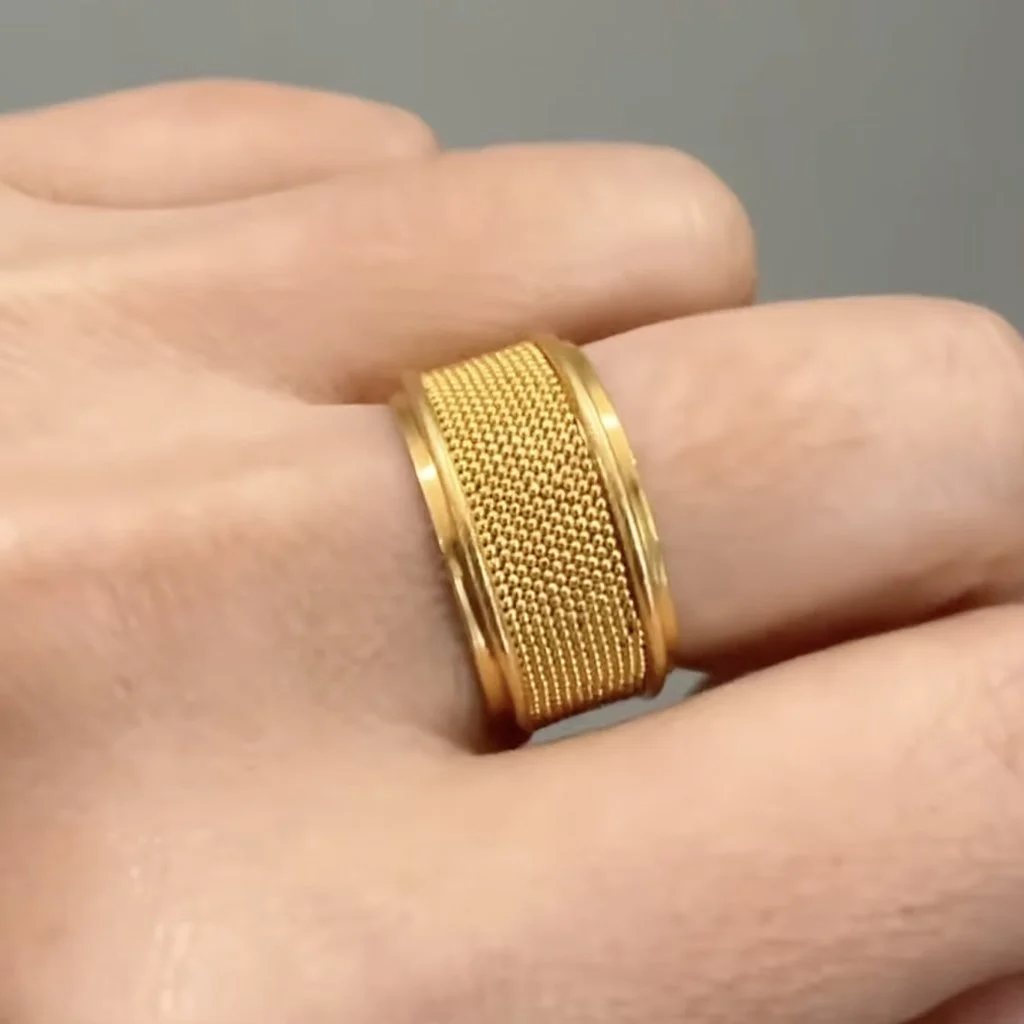 6741 - LN Silken Band Model.jpg