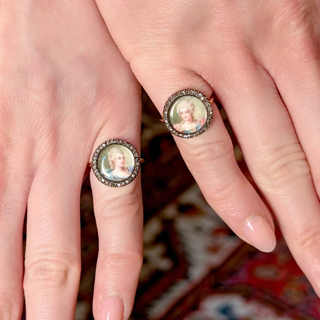 MiniPortraitRings-Model.jpg