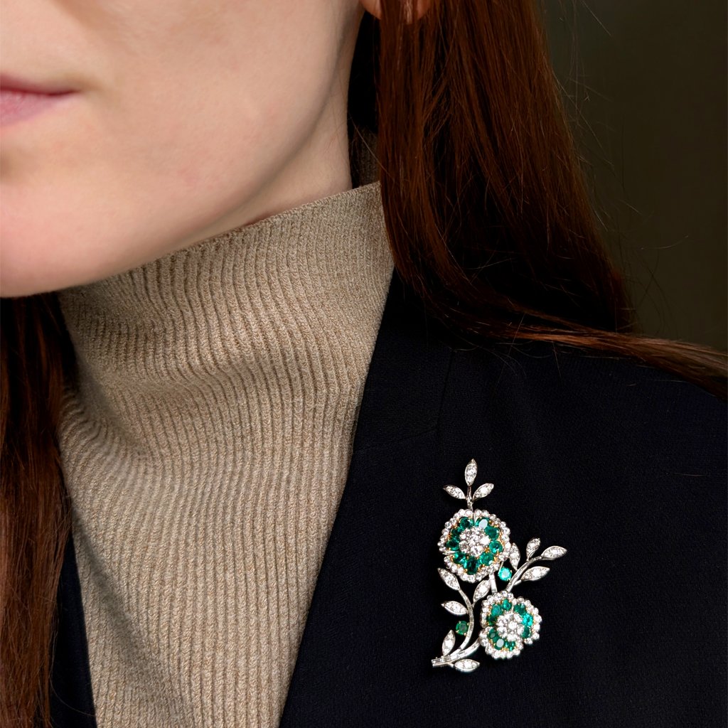 7285 - VCA Emerald Flower Brooch Lo Model.jpg