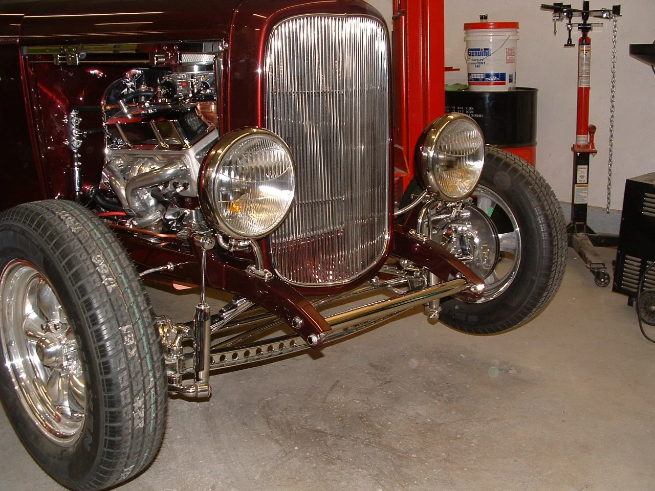 SOLD - 1932 Ford High-Boy Roadster - 350 SBC, 4-spd, NEW BUILD