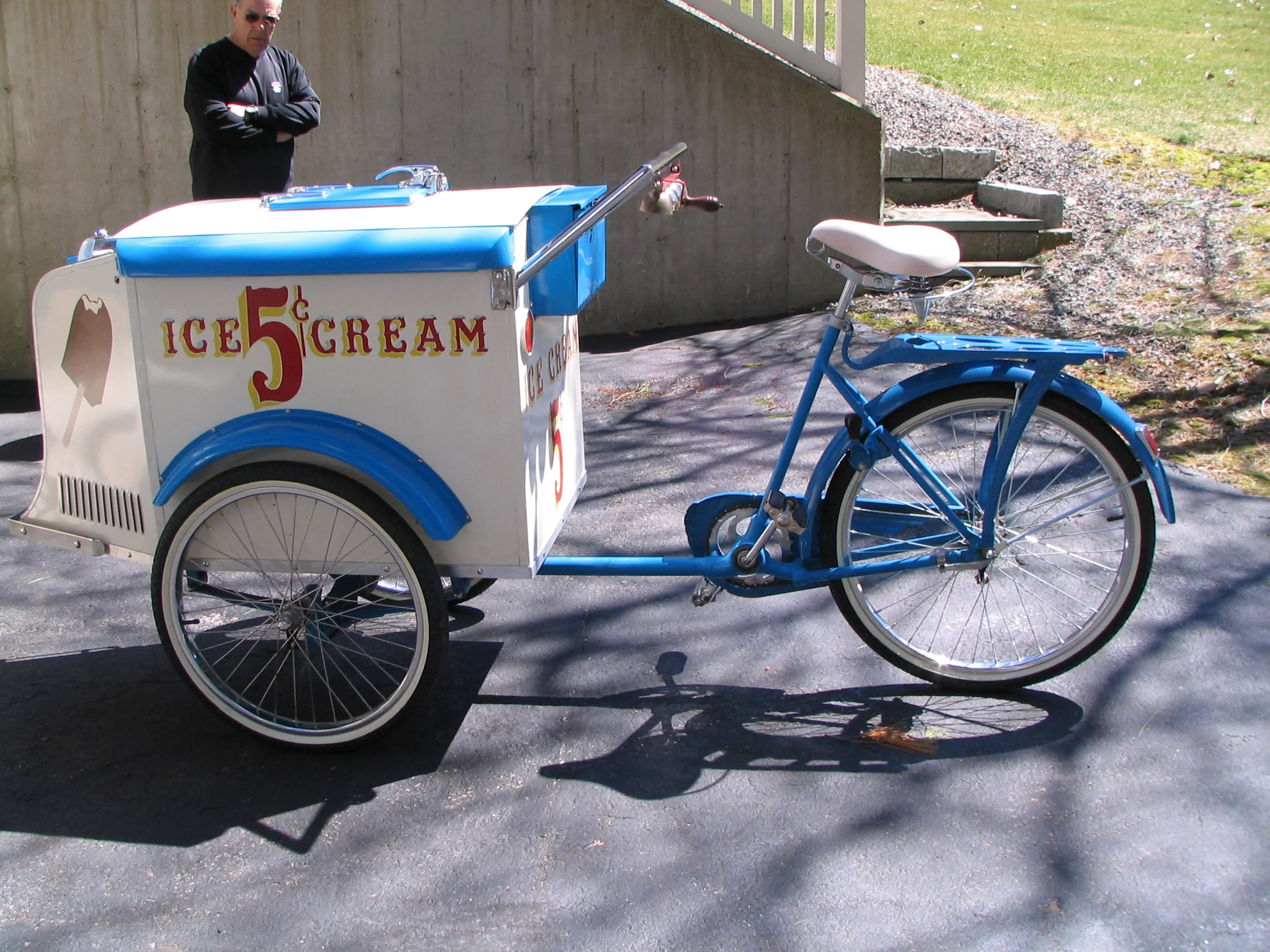 SOLD - ICE CREAM VENDOR'S BIKE - 1940's or early 50's, very well preserved!!