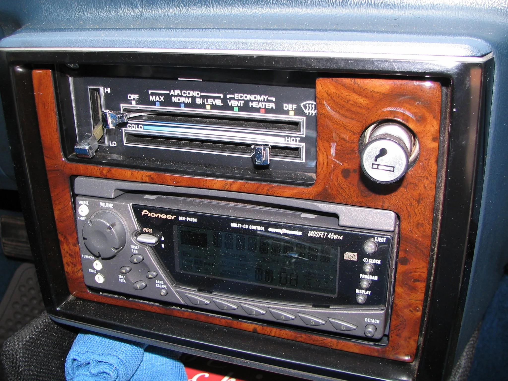 9cdbbf5e-65fb-48cb-9f43-bbfb4d48a387.jpg