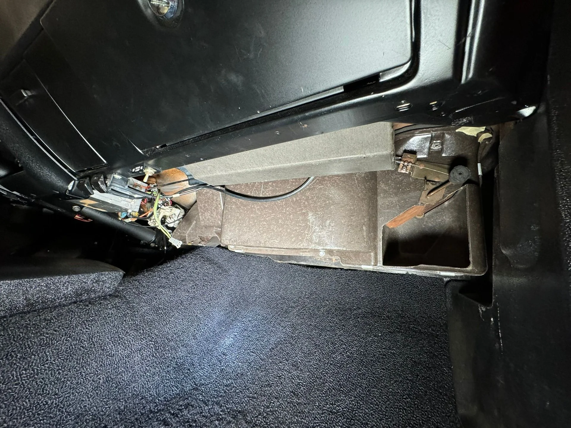 1970-plymouth-aar-cuda-hardtop (34).jfif