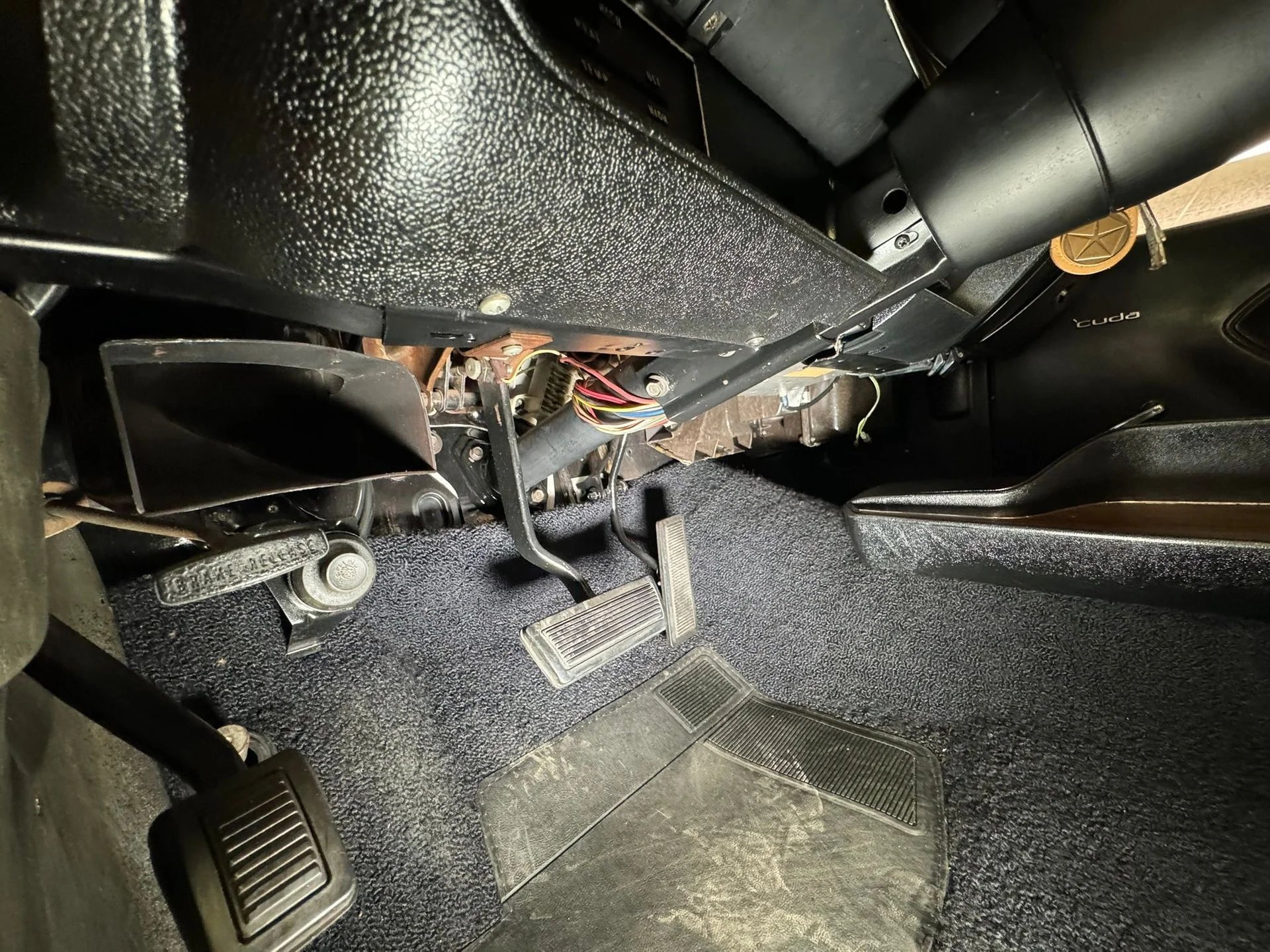 1970-plymouth-aar-cuda-hardtop (33).jfif